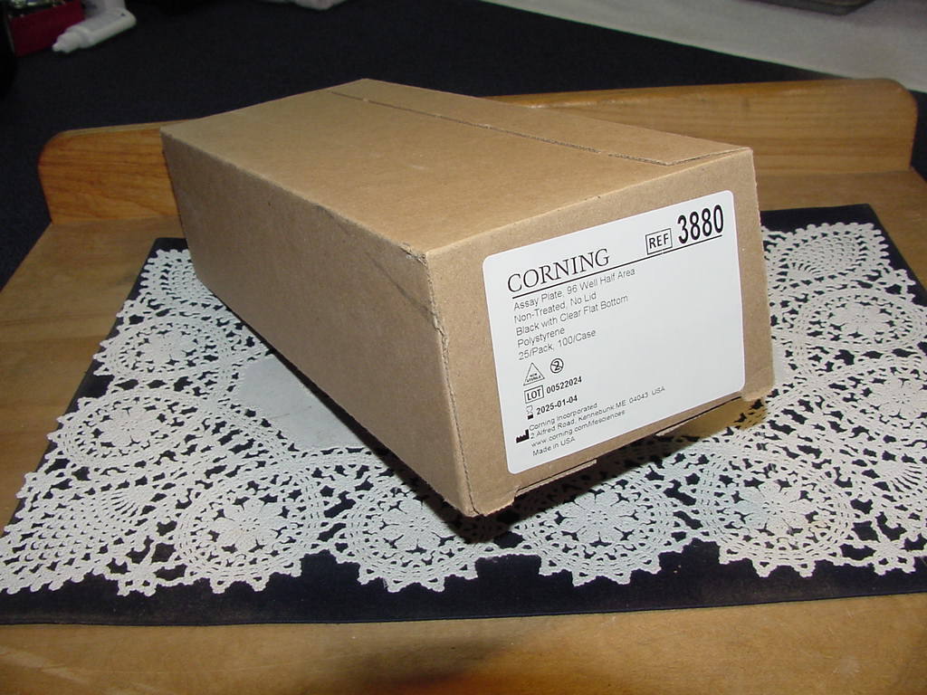 Corning 3880, Assay Plate 96 Well Half Area, Non-Treated, No-Lid, Black