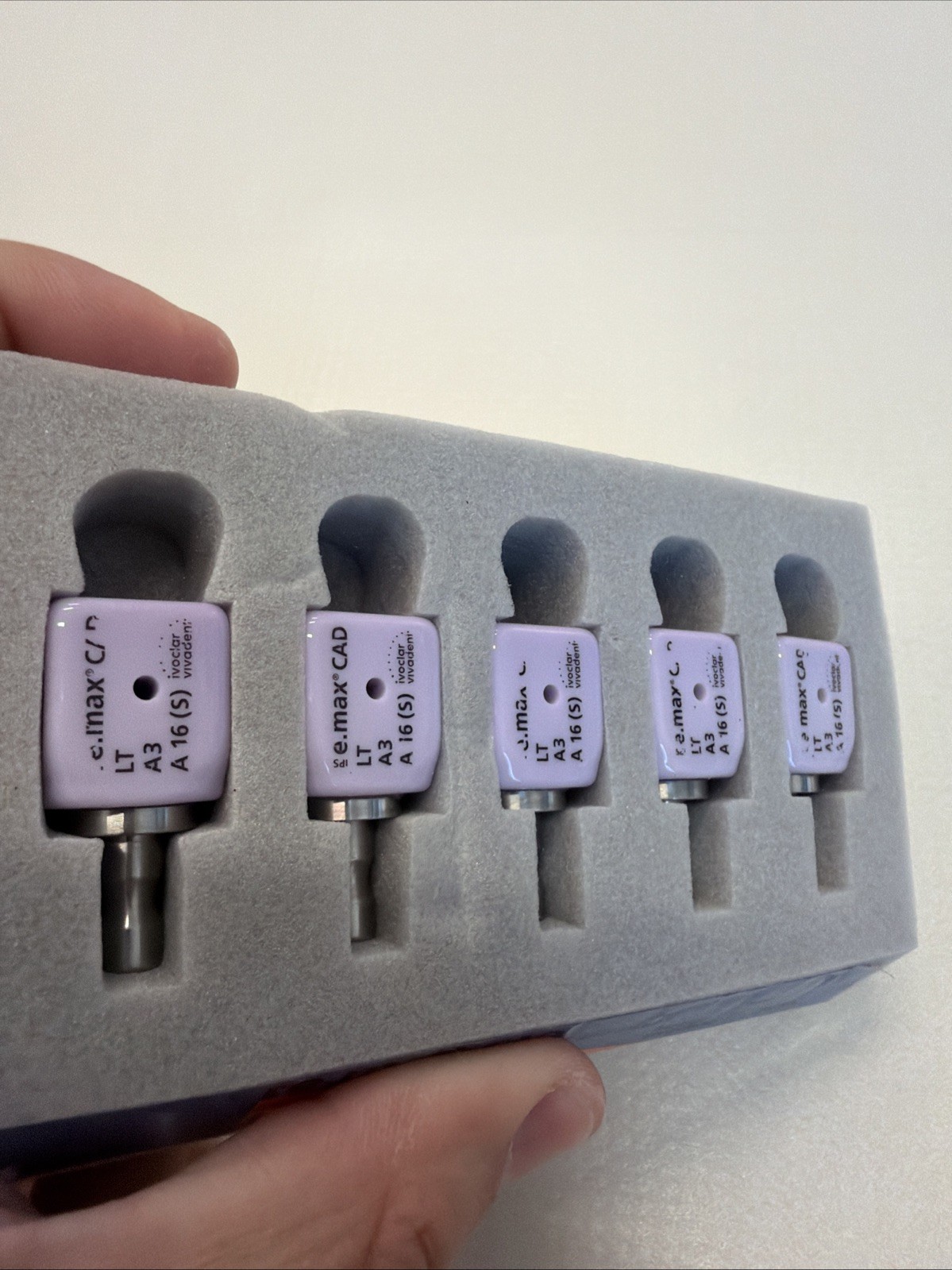 Ivoclar IPS e.max Abutment CAD LT A3 A16 (S) – 5 Blocks