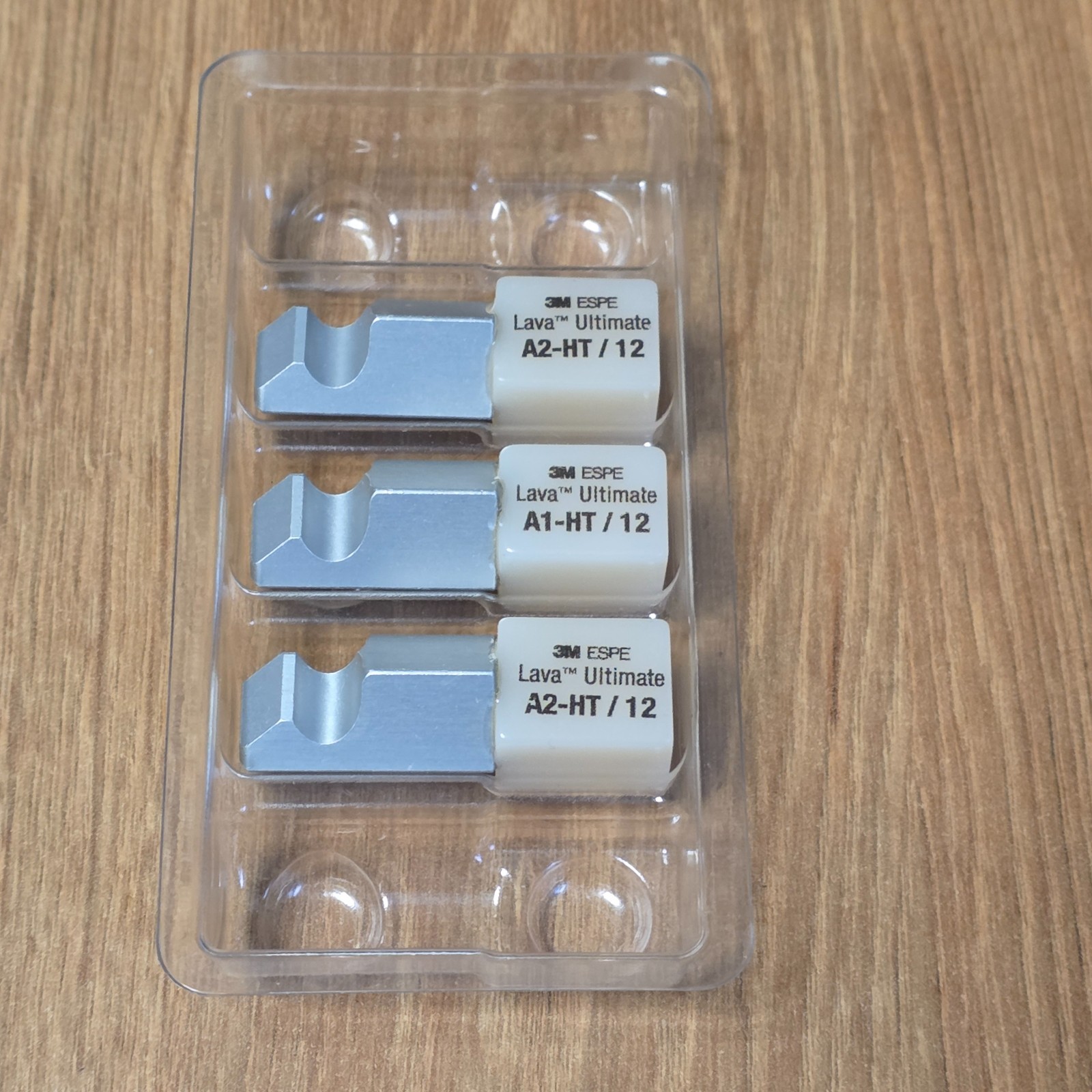 E4D / Planmill – 3M ESPE LAVA Ultimate | A1, A2 – HT / 14L | 3 Milling Blocks