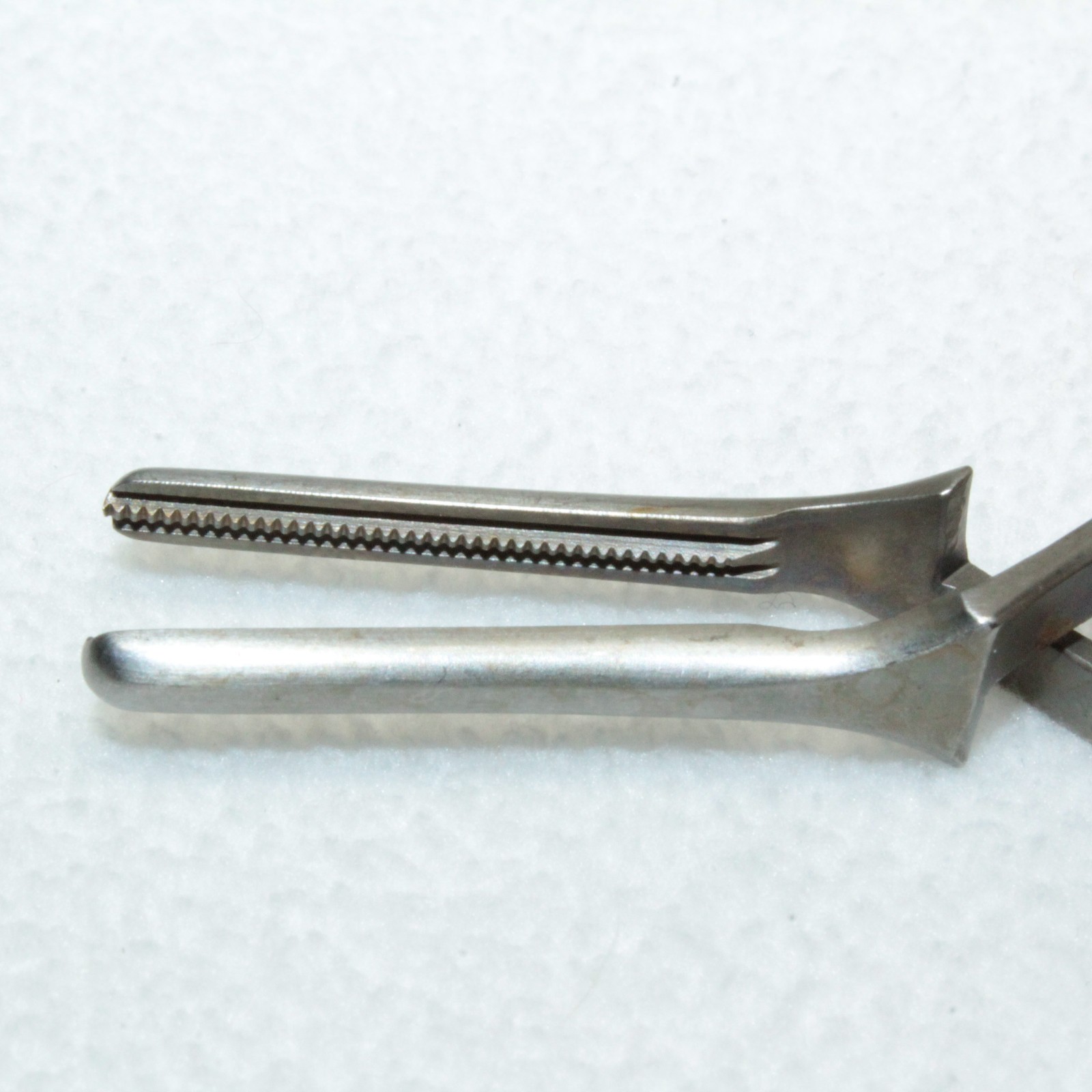 Jarit Debakey Bulldog Clamp 320-150 80mm L38F Surgical Instrument Germany
