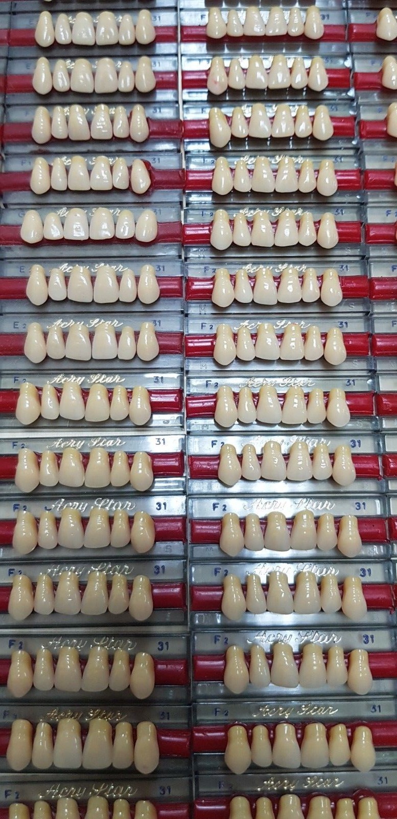 Dental Acrylic teeth 112 cards of 6 Acry Star Italy made Original shade 31