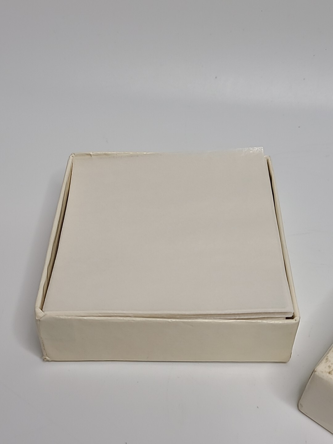 Fisherbrand 3″ x 3″ Low Nitrogen Weighing Paper 300 sheets Cat # 09-898-12A