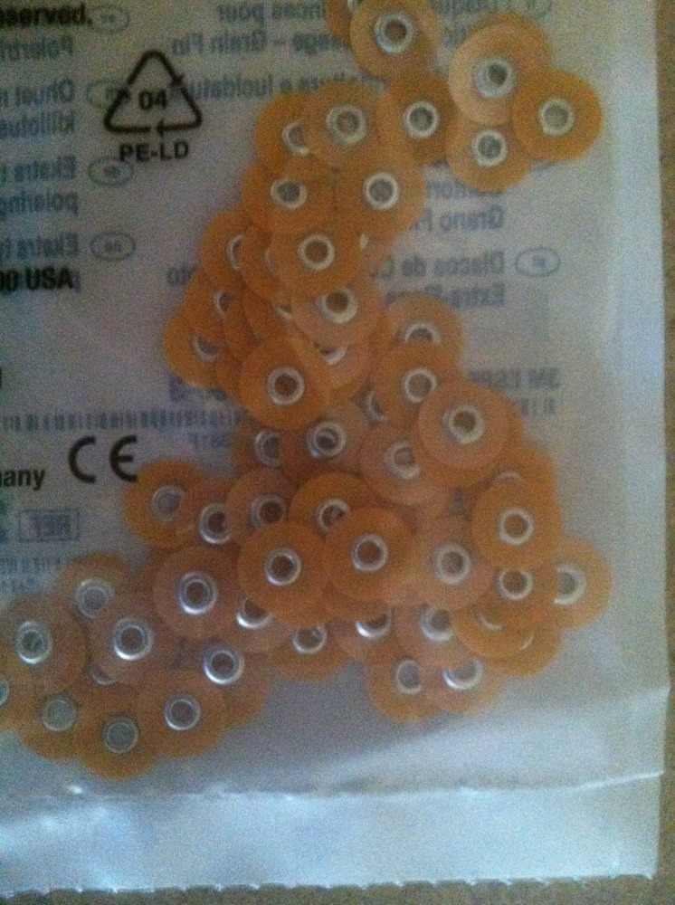 3M Sof-Lex soflex Discs Pack of 85 Orange Series 2381F Fine 3/8″ 9.5 mm Dental