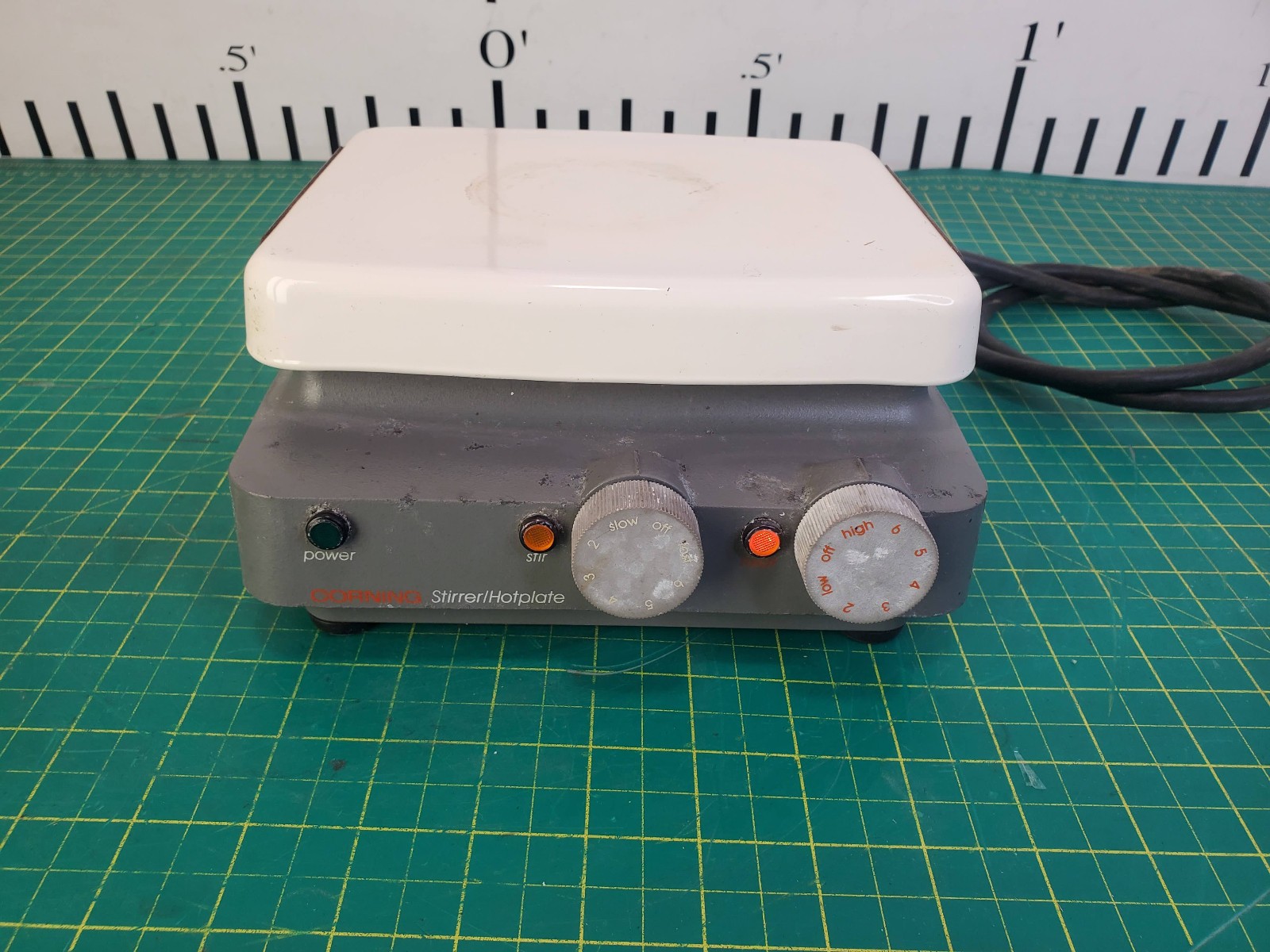 Corning PC-320 Hot Plate Magnetic Stirrer 6 x 7.5″ “No Tariffs”