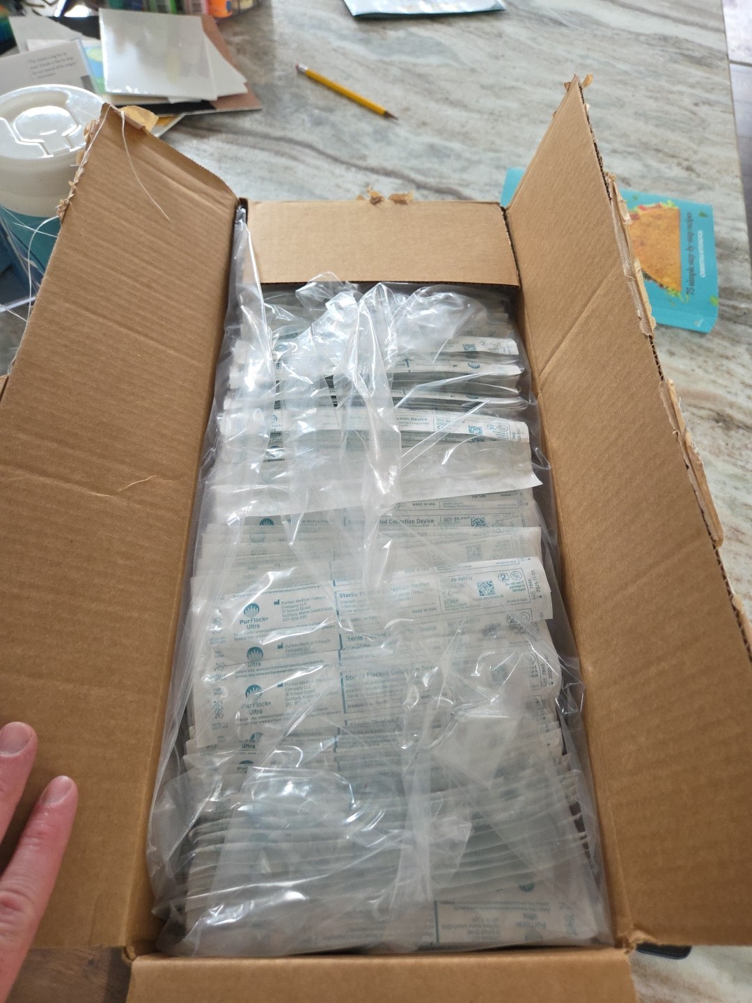 1,000 Puritan PurFlock Ultra 25-3317 6″ plastic handle breakpoint sterile
