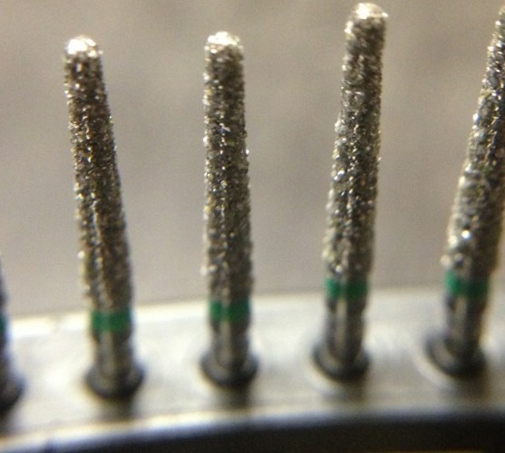 Diamond Burs 200 X 856-016 1.6 mm Diameter 10mm Cutting Length. #199-016Sc