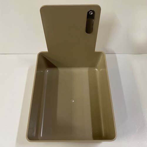 Beige Dental Lab Pan w/ Stainless Steel Clip 12pk 7″ x 5¾” x 2½” Made in the USA