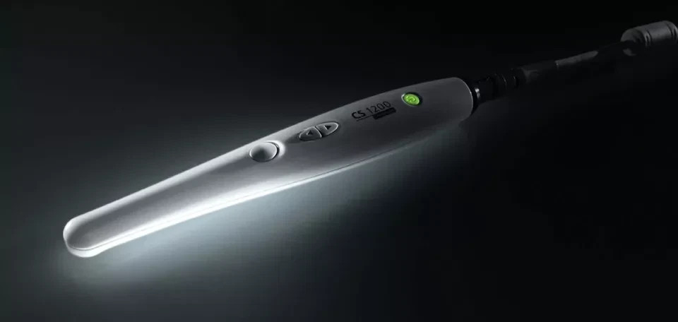 Carestream Compact & Easy Handling CS 1200 Intraoral Camera 6‐LED System.