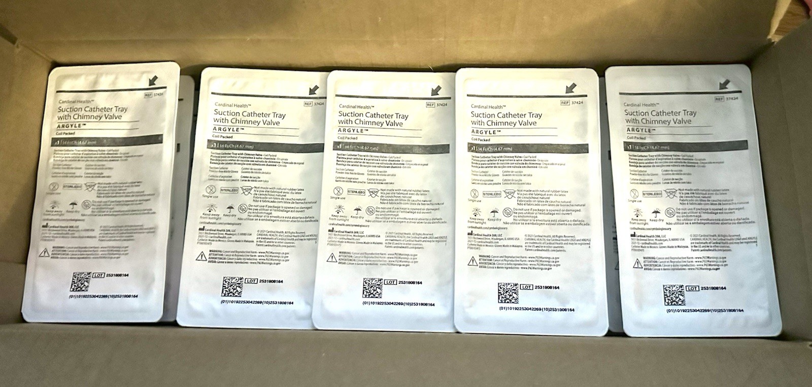 BOX OF 50 — COVIDIEN ARGYLE SUCTION CATHETER TRAY WITH CHIMNEY VALVE 37424