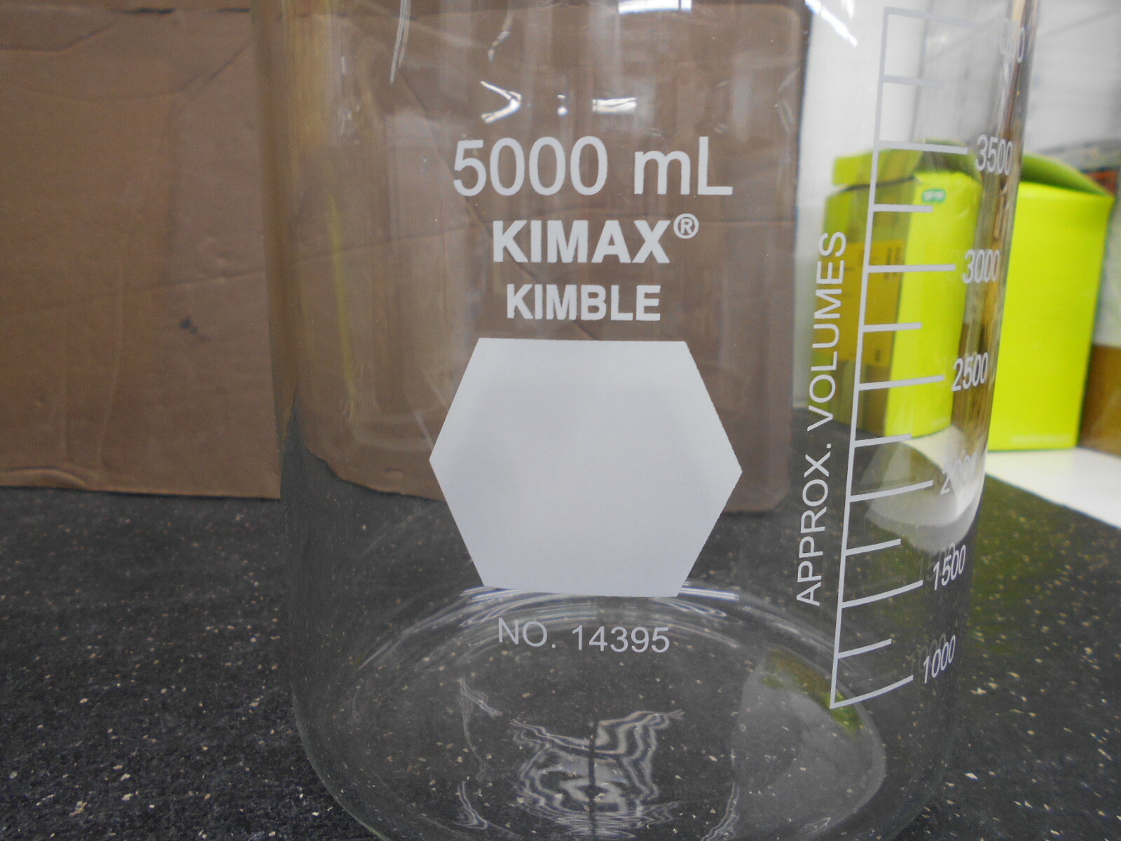 KIMBLE KIMAX 14395 5000mL MEDIA STORAGE BOTTLE W/ POURING RING
