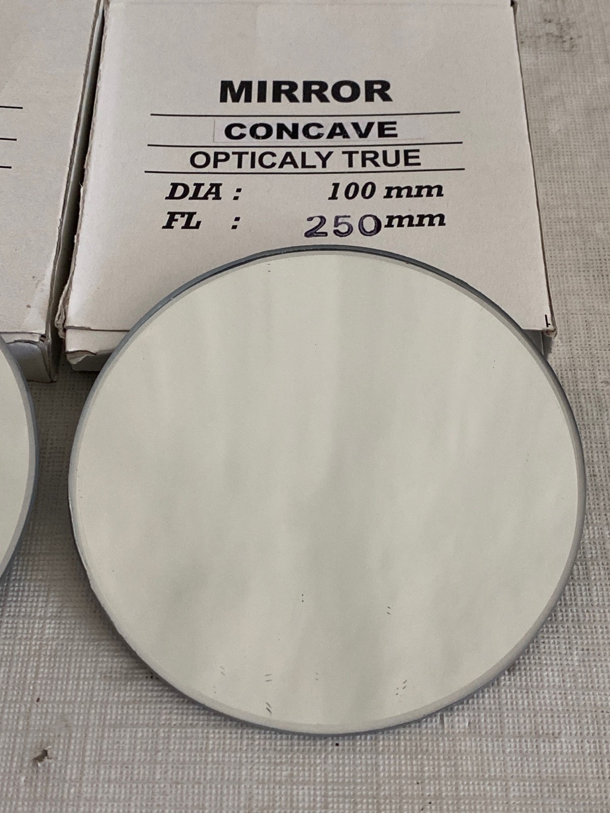 (2) UNITED SCIENTIFIC Concave Glass Mirror 100mm OD x 250mm Focal Length MCC110