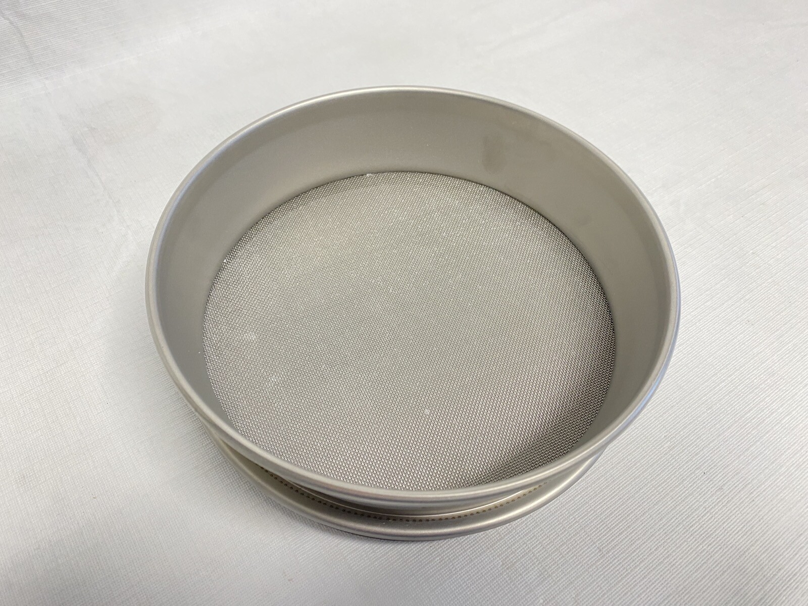 RETSCH 8”D Stainless Steel No. 30 Full Height Test Sieve 600um & Collecting Pan