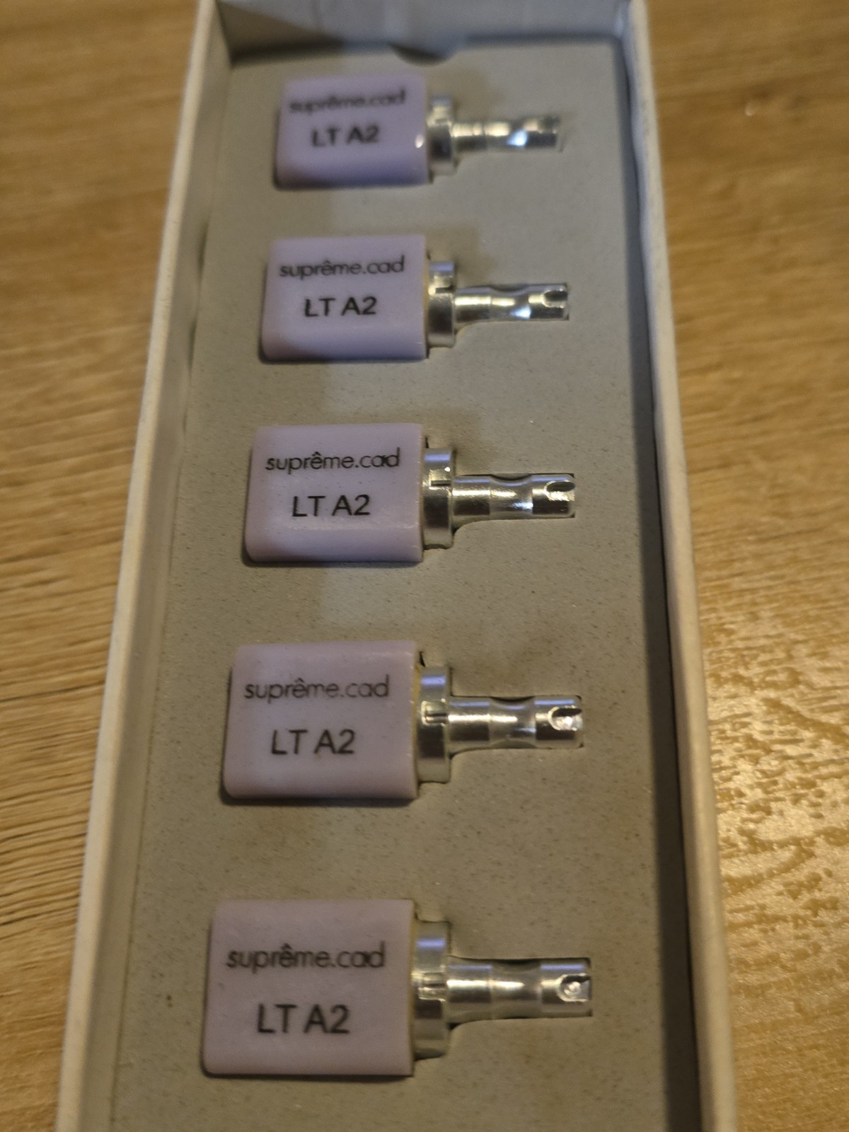 LT A2 Dental Ceramic Lithium Dislicate CAD/CAM Cerec Blocks 5 PCS