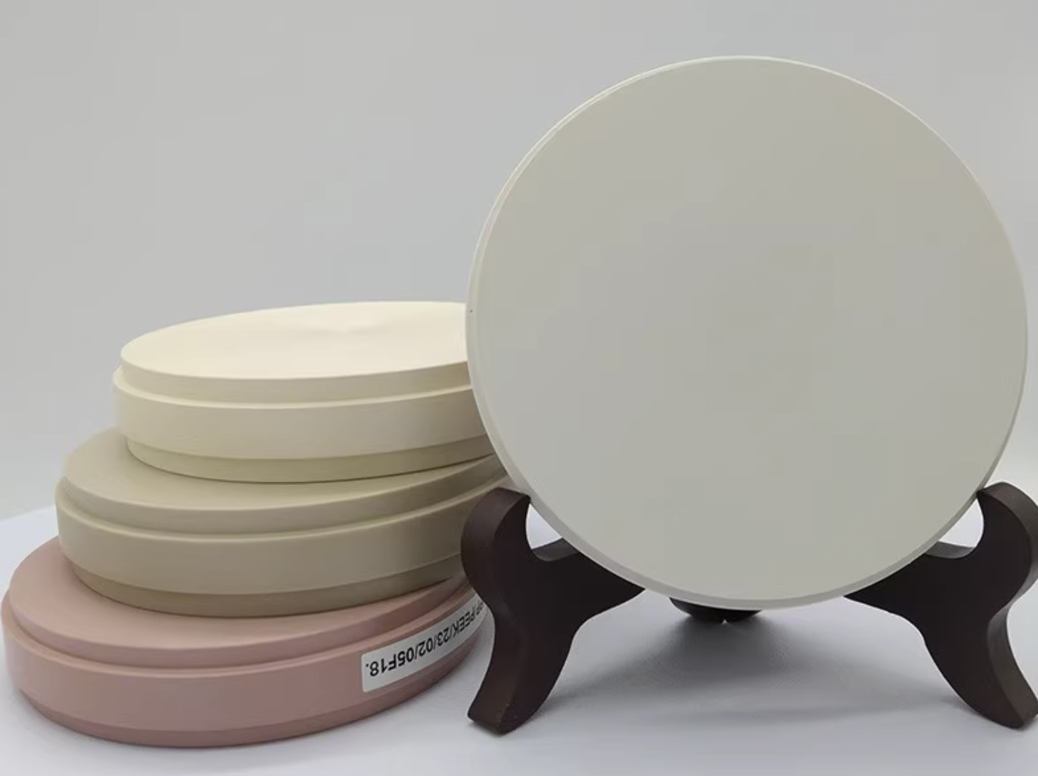 HPP/PEEK Dental Peek Disc For Dental Restorations Cad Cam Milling Blank