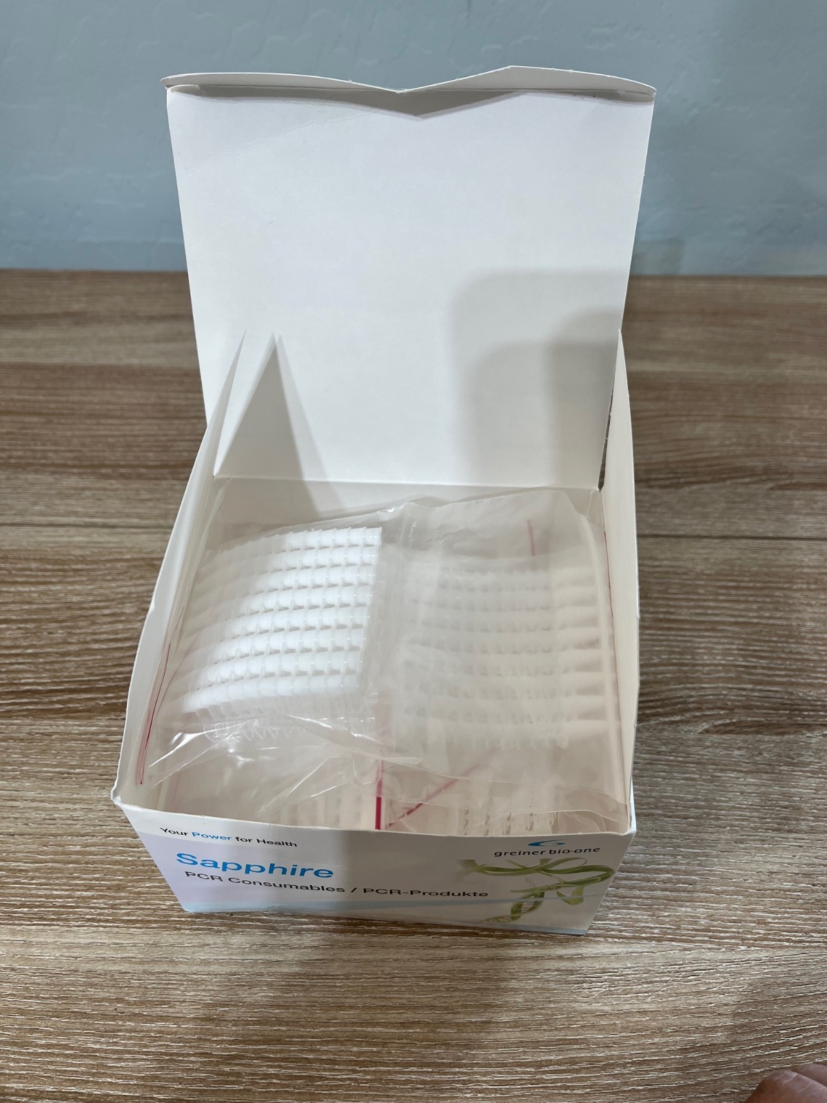 Open Box, Greiner 673285 Sapphire 0.1ML PCR breakable strips w/ Caps, 108pcs