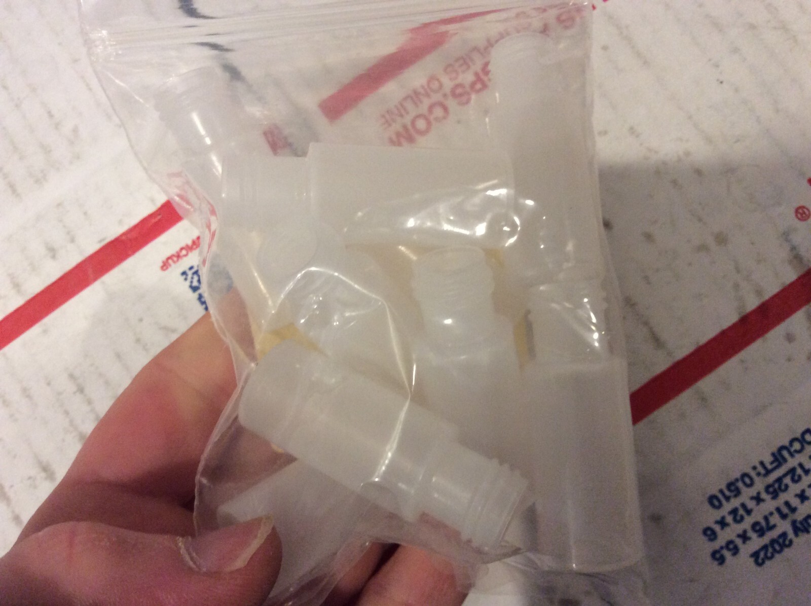 EFD 1406 – EFD – REPLACEMENT DRIP BOTTLES (PKG of 9)