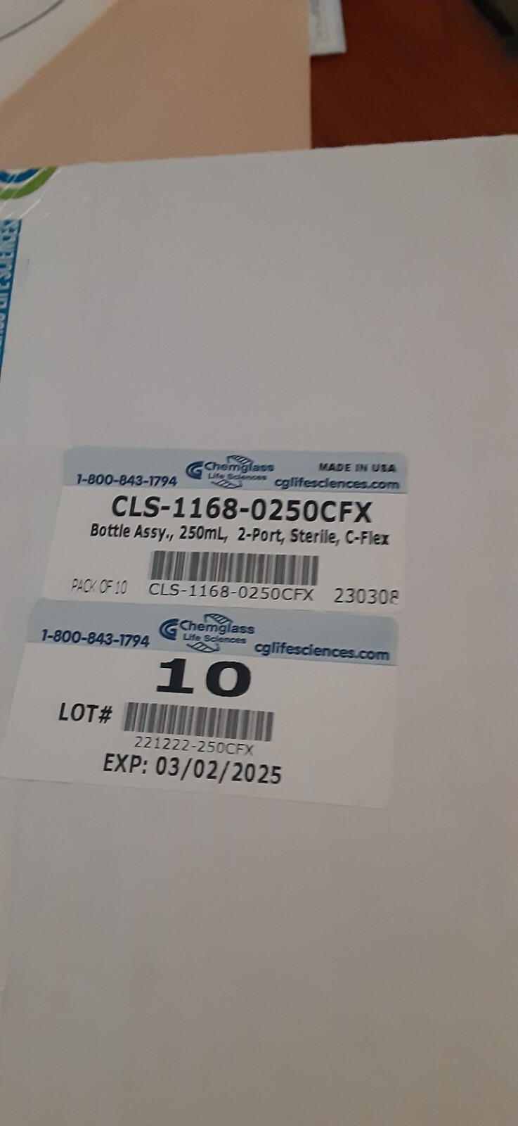 Chemglass 250ml Bottle Assy/2-Port/CFlex( 10/PK) CLS-1168-0250CFX ( exp03/ 2025)