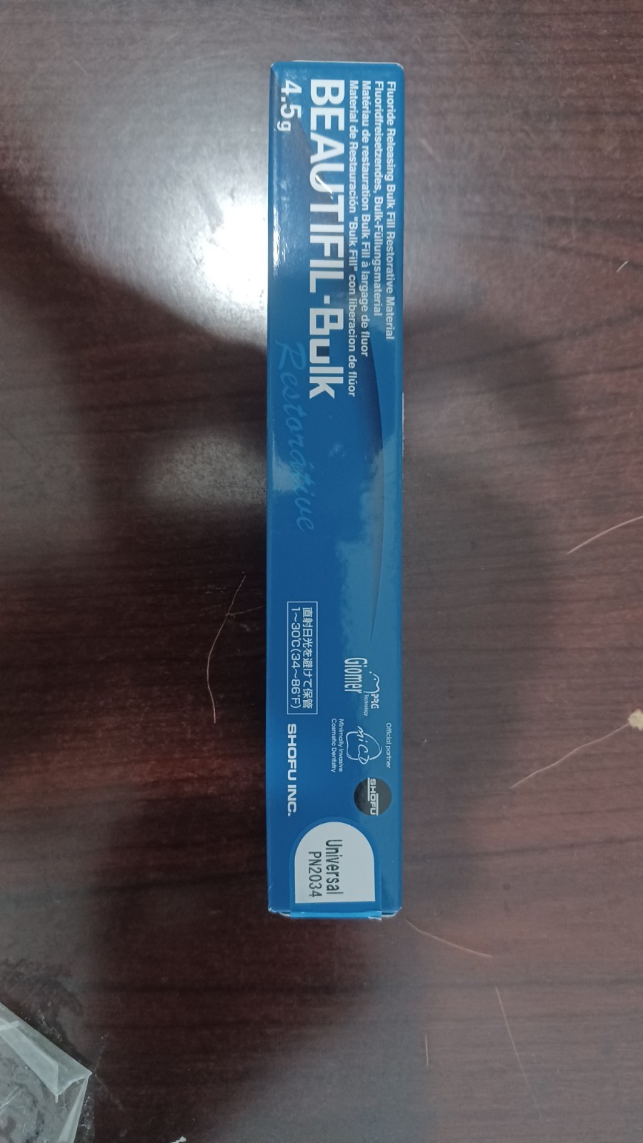 shofu bulk fill ,light cure, giomer, 4.5 gm tube U shade, short expiry Dec 31,25