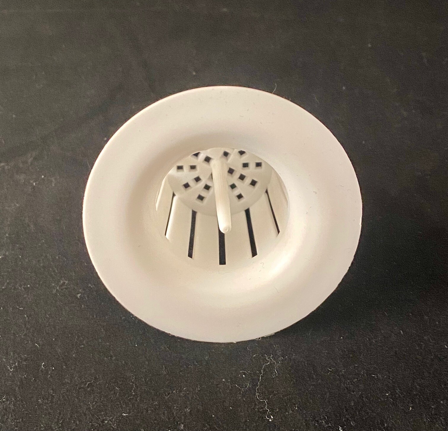 Evacuation Disposable Traps #6100 Qty 10 – Universal – Fits Most Cuspidor Bowls