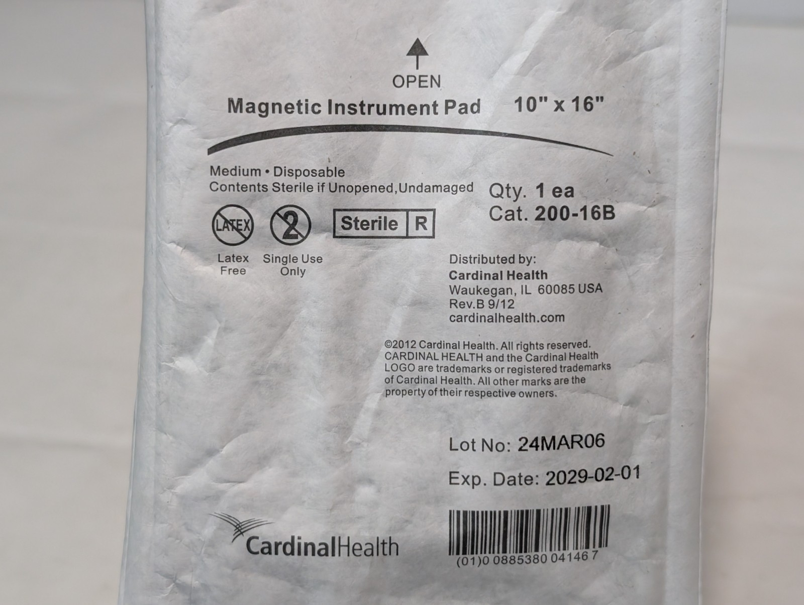 Lot of 39 Cardinal Health 200-16B Magnetic Instrument Pad 10×16 Medium Sterile