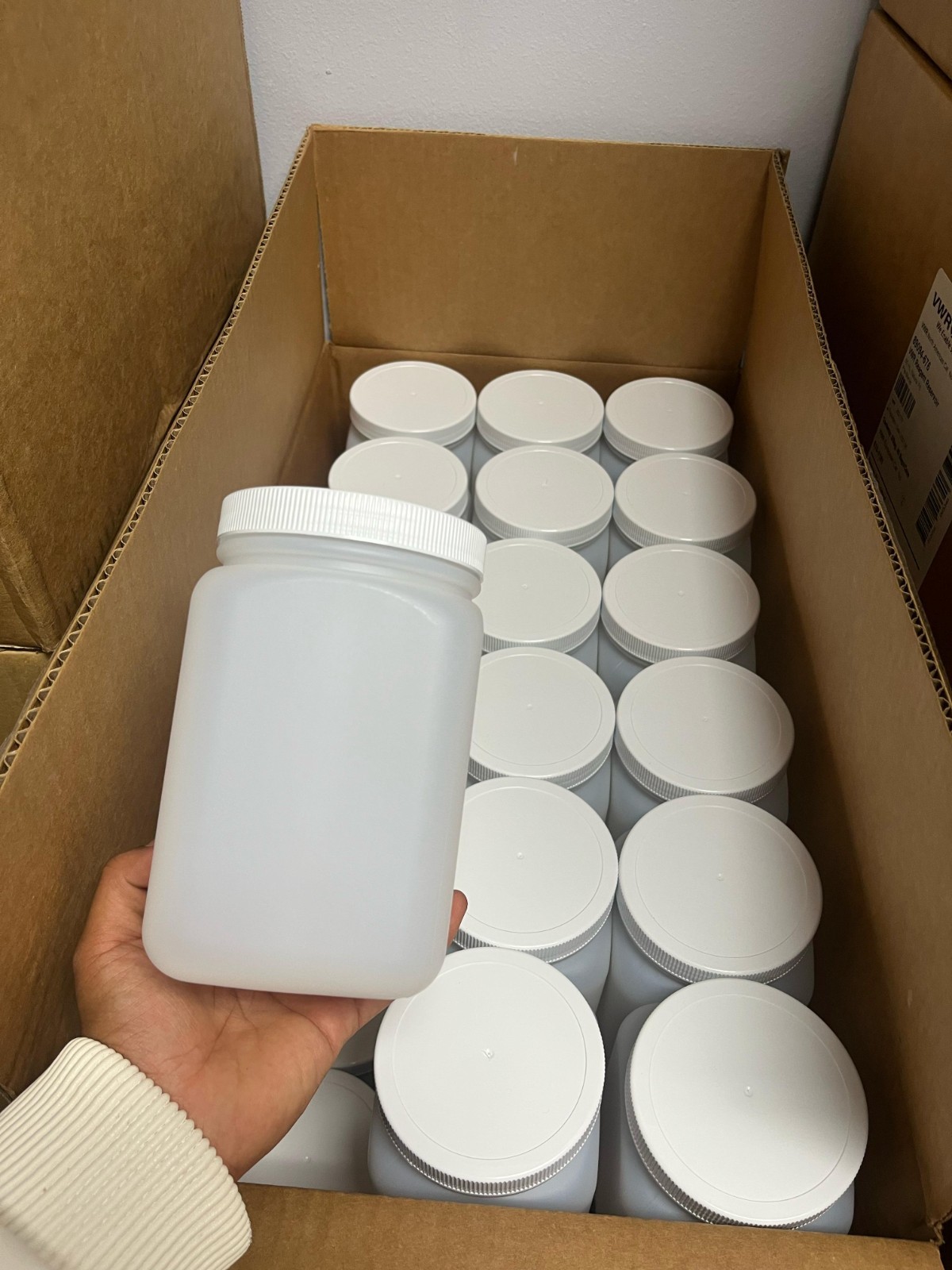 Square Plastic Wide Mouth Jars 32 oz. Pack of 34