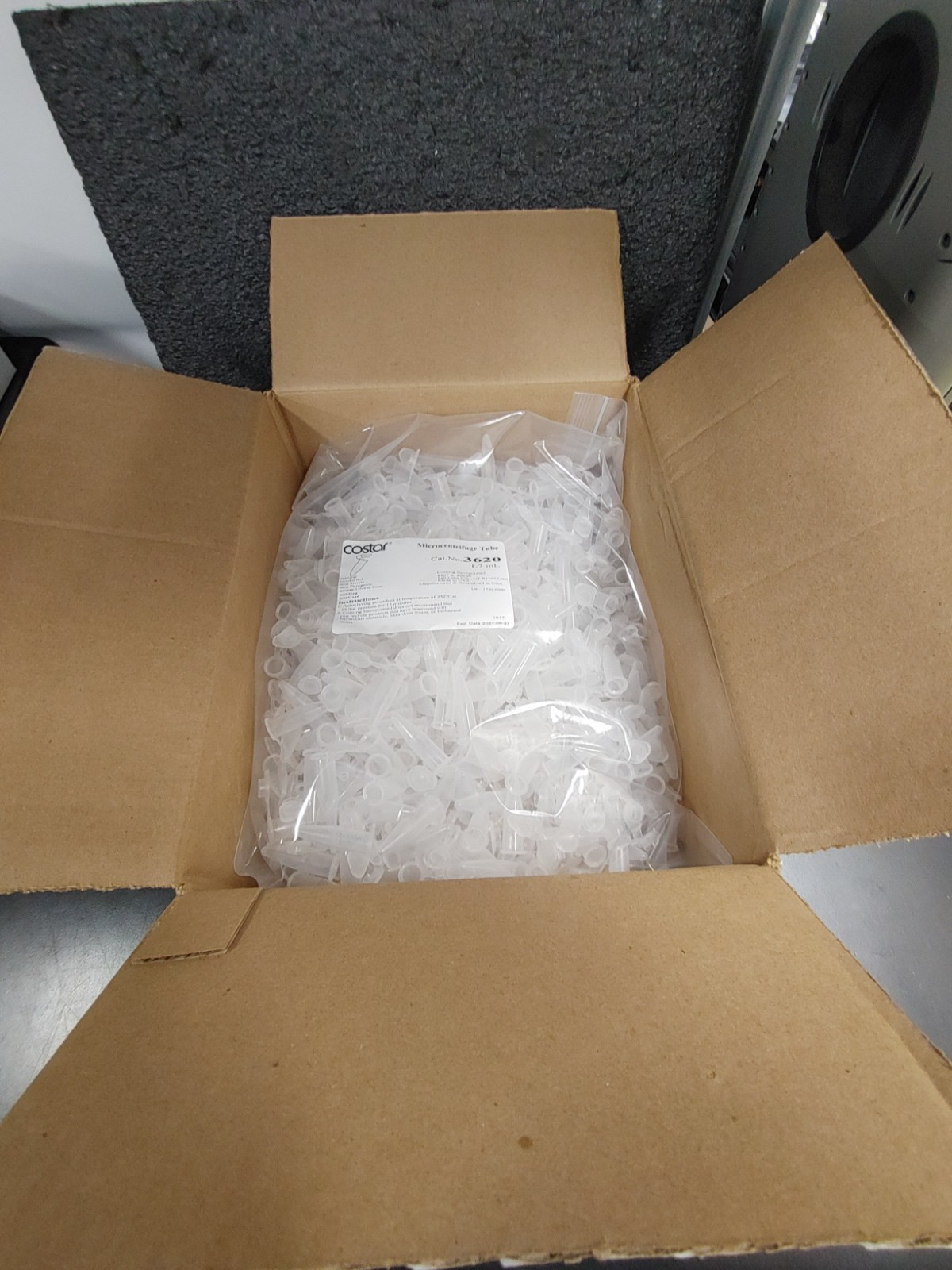 500 Box COSTAR 3620 1.7mL Snap Cap Microcentrifuge Tube Polypropylene Nonsterile