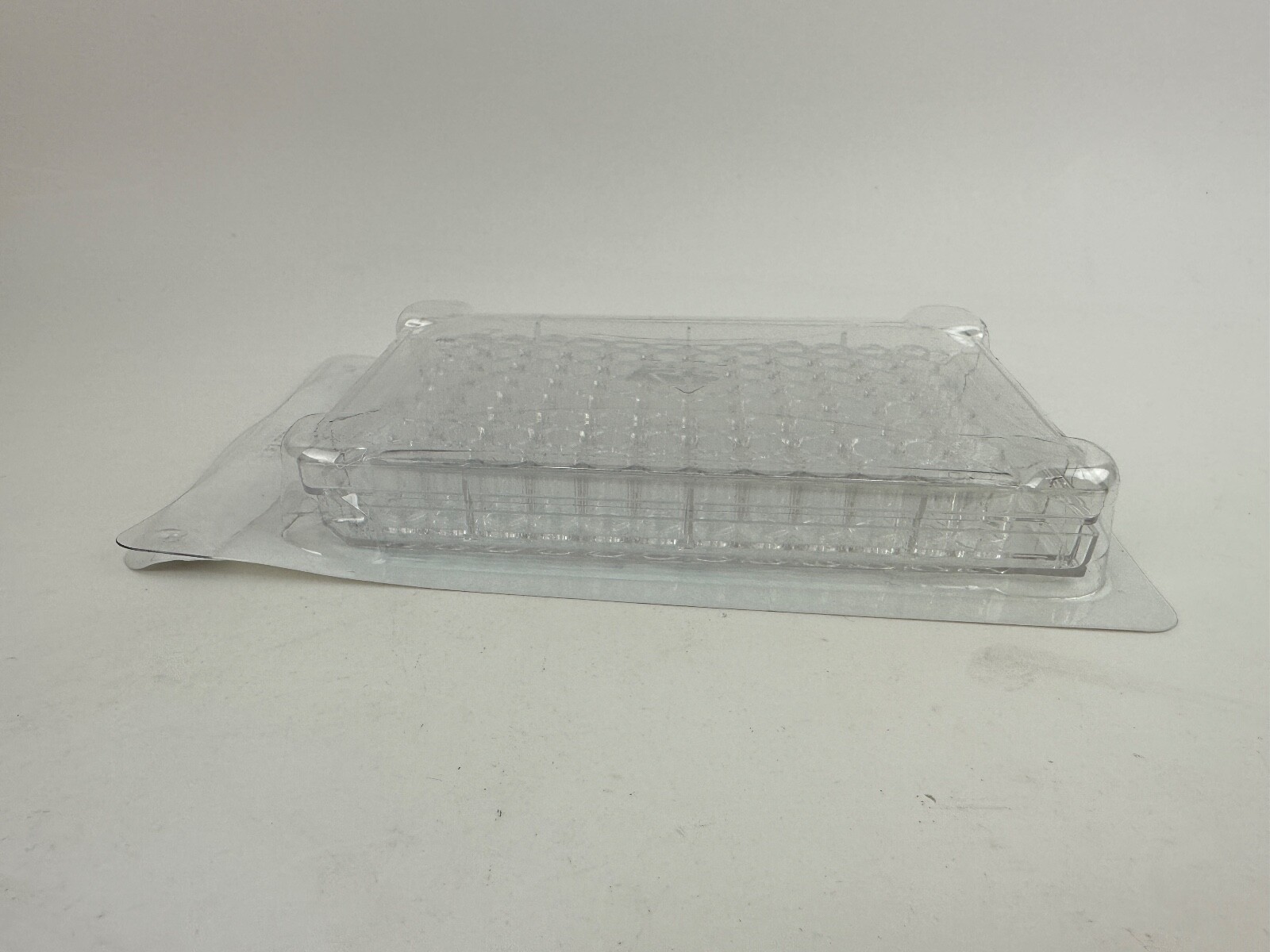 3595 COSTAR CORNING 96 WELL CELL CULTURE CLUSTER FLAT BOTTOM W/ LID, 25/PK