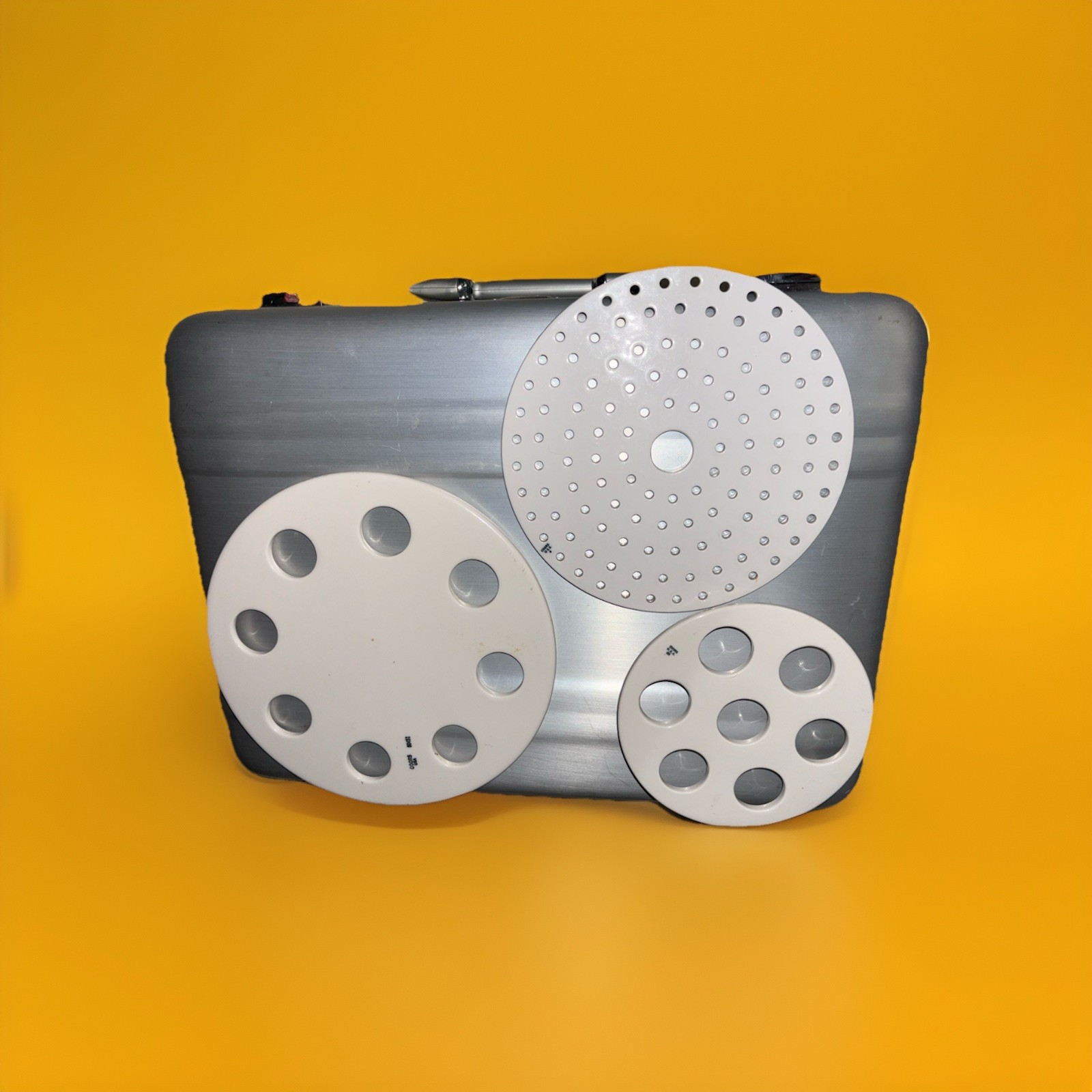 High Quality Glazed Porcelain Desiccator Discs 3pc set Biological Lab