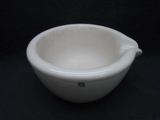 CoorsTek Coors USA 400mL Glazed Porcelain Ceramic Mortar (130mm x 80mm) 60322
