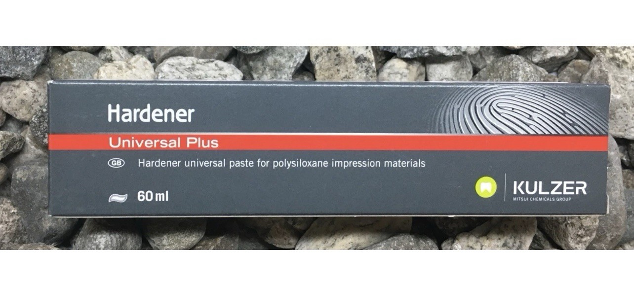 Heraeus Hardener Universal Plus 25ml #66037446 (CUTTERSIL HARDNER)
