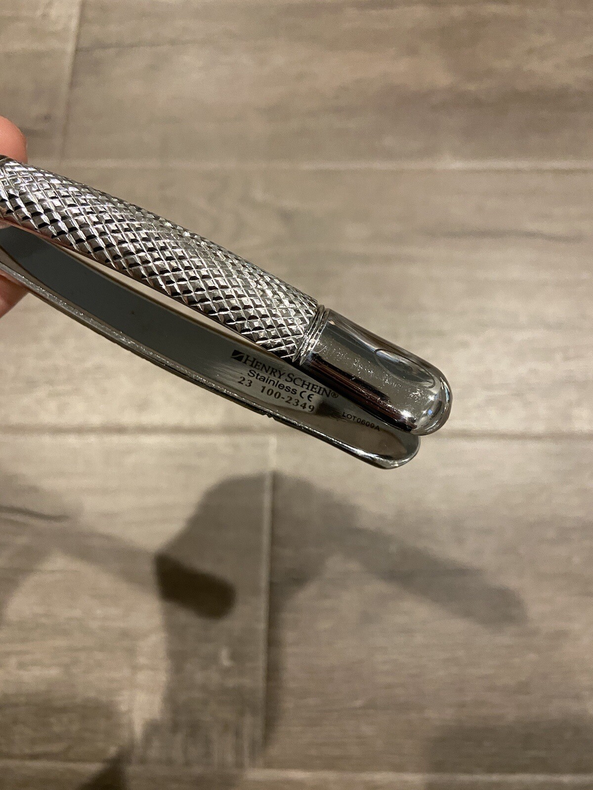 Henry Schein Cowhorn Forceps – #23