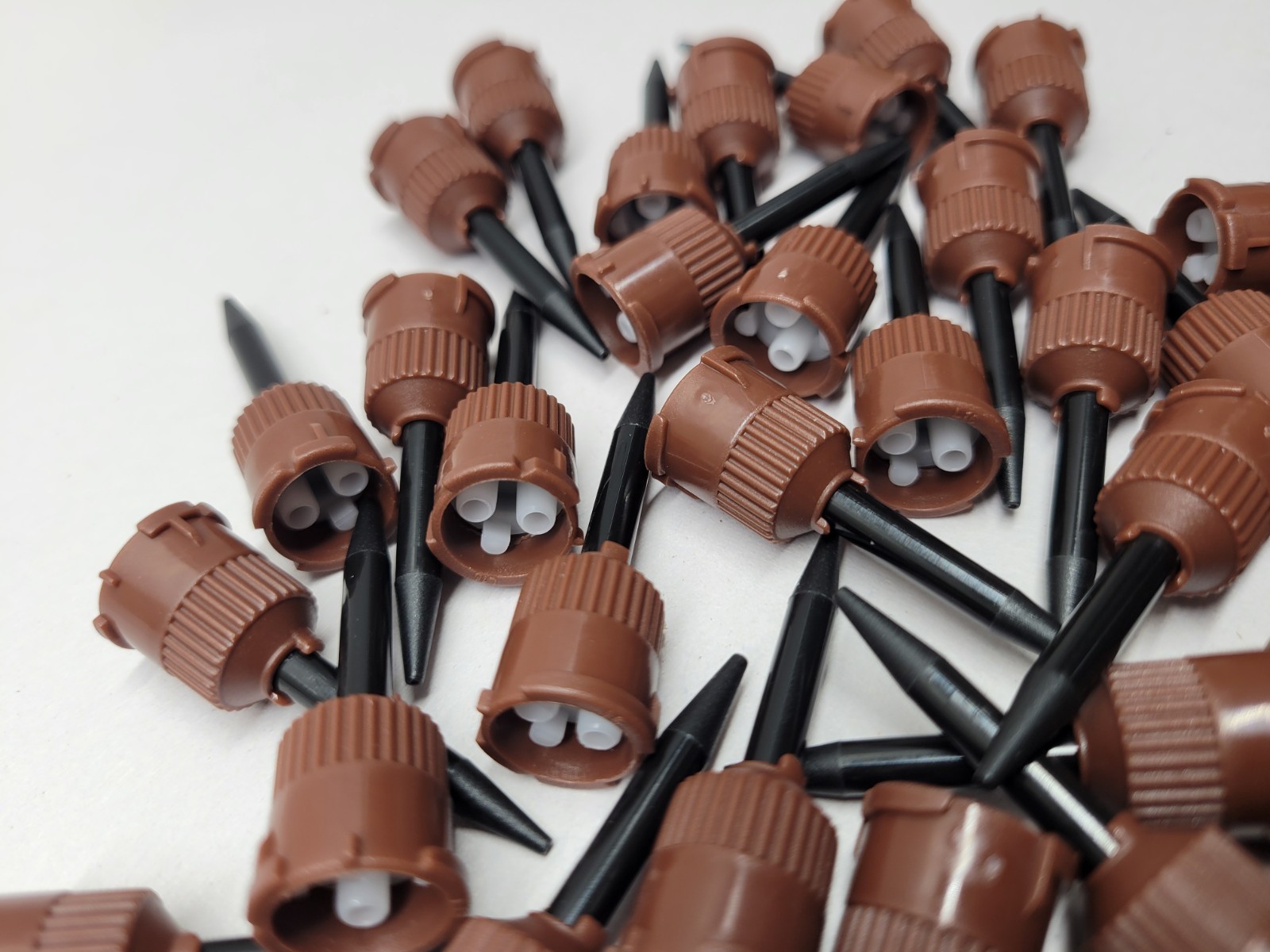 50 Dental HP Mixing Tips for Temporary Cement Material Brown/Black (Short) 1:1
