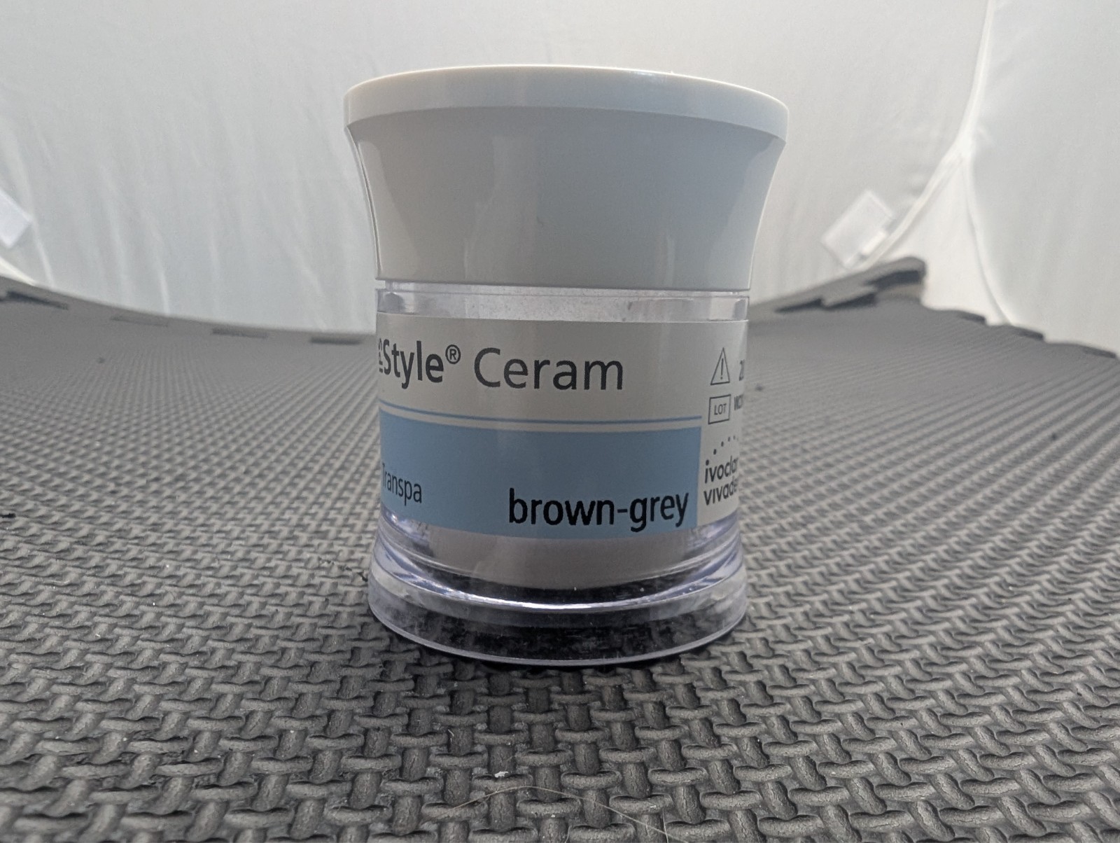 IPS Style Ceram transpa brown-grey – used