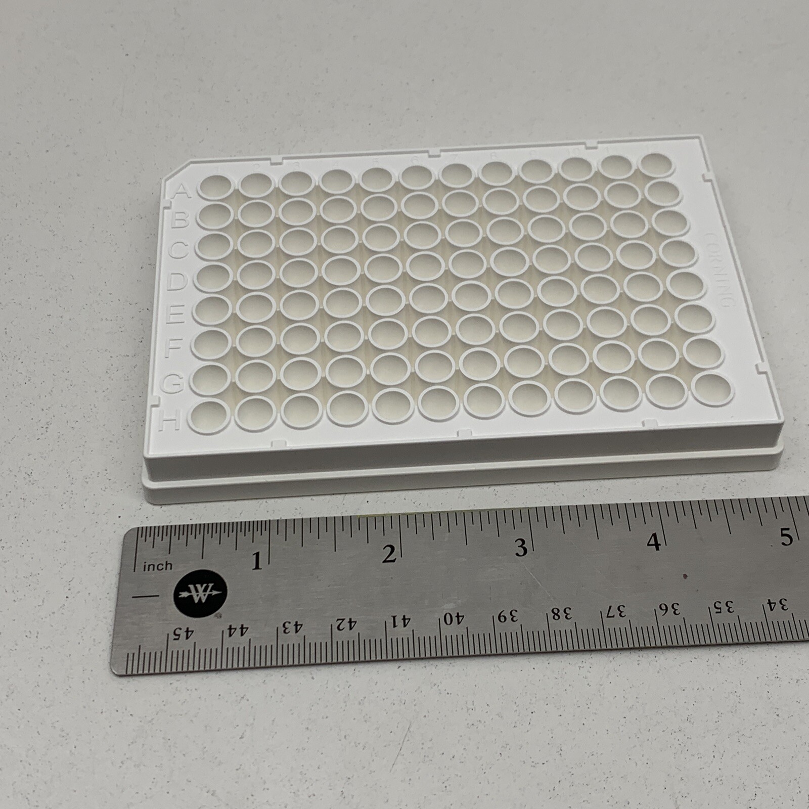 Lot of (22) Corning 3600 Polystyrene Assay Flat Bottom Plate 96-Well, EXPIRED