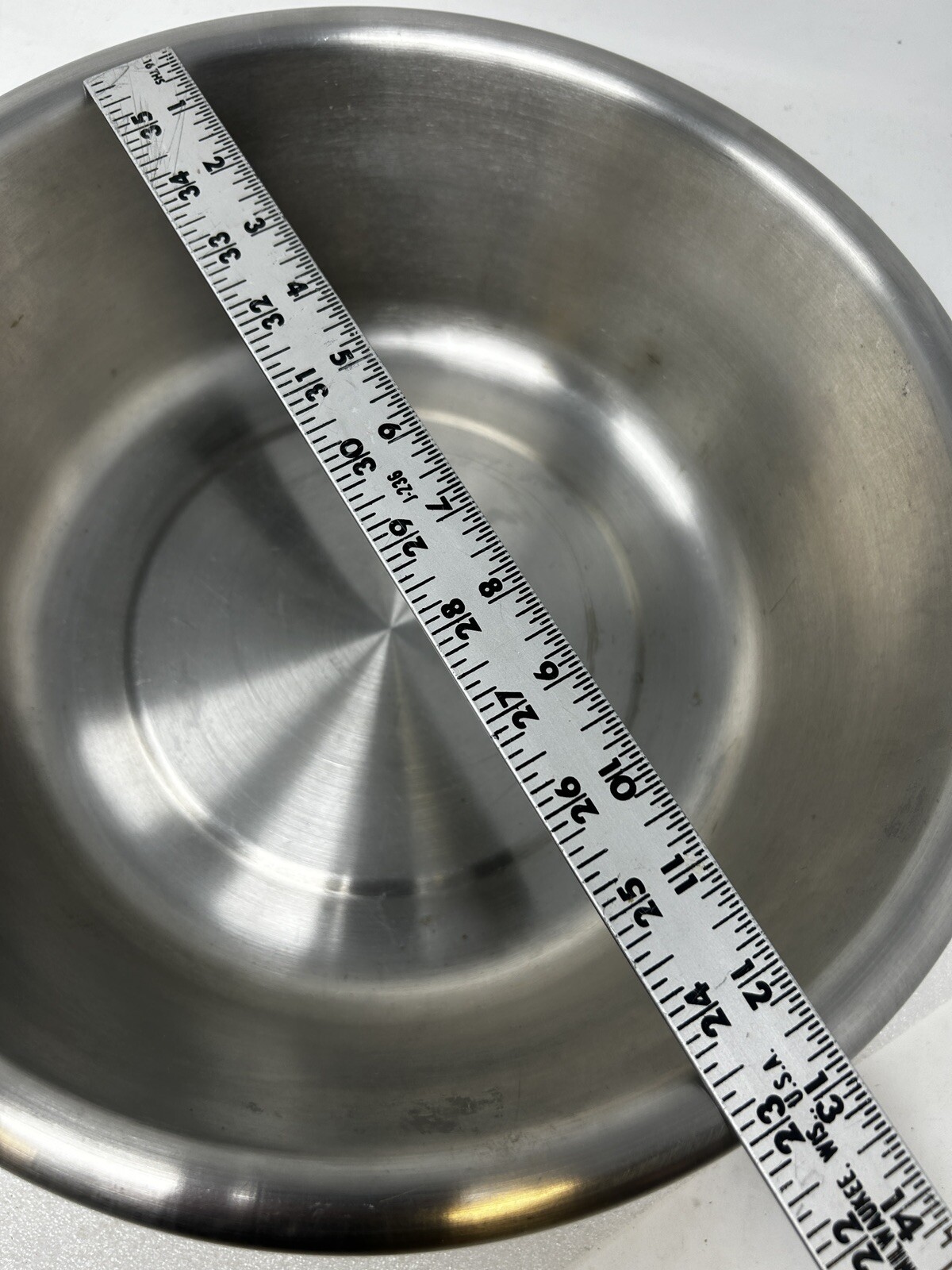 Grafco 5 Quart Stainless Steel Mixing Bowl Silver 13″ Diameter