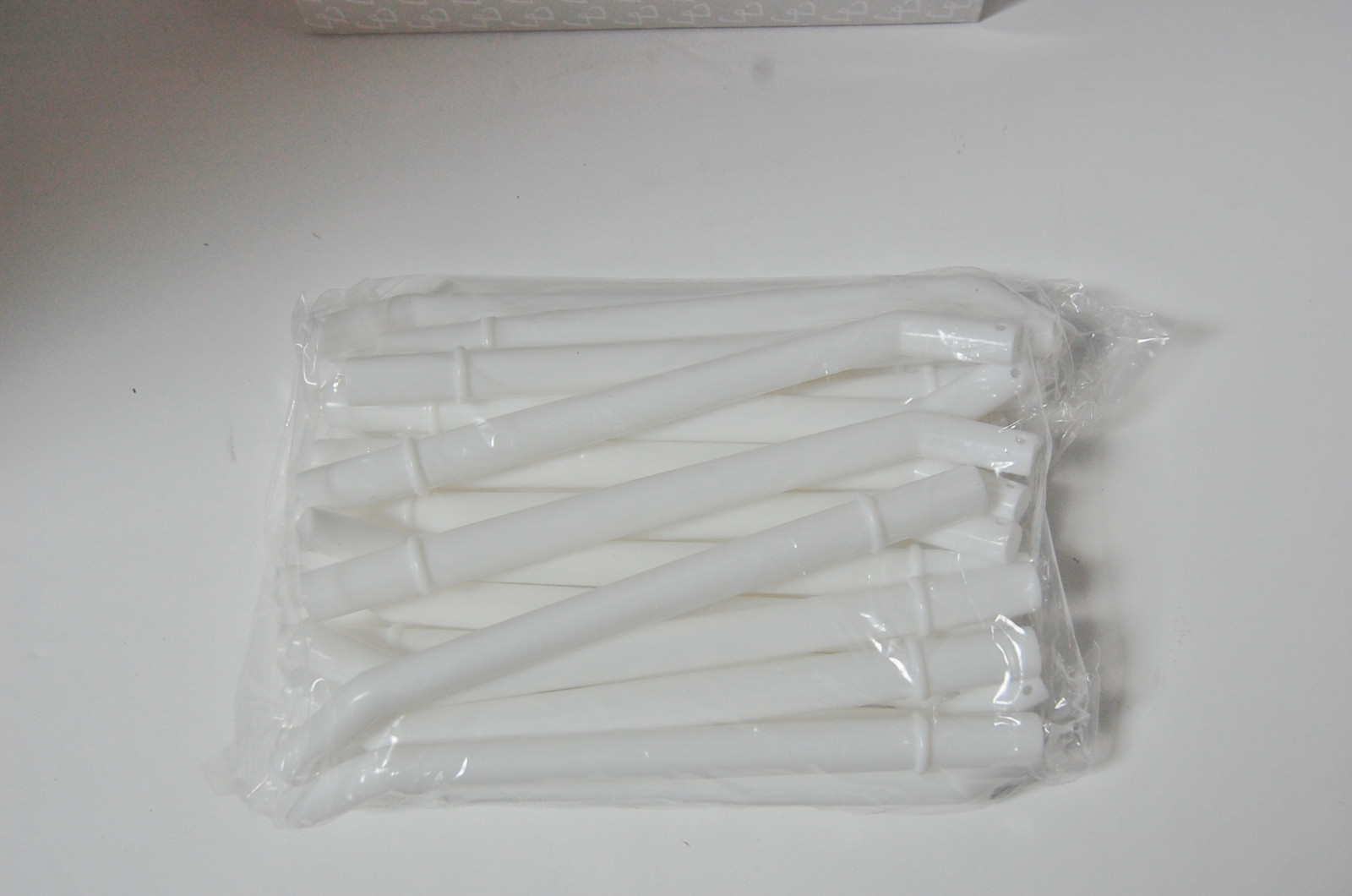 Winner WHITE 3/8 x 6-1/4 Dental Disposable Surgical Tips 250 Count