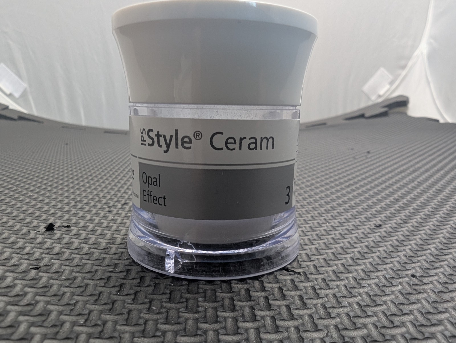IPS Style Ceram Opal Effect 3 – Used