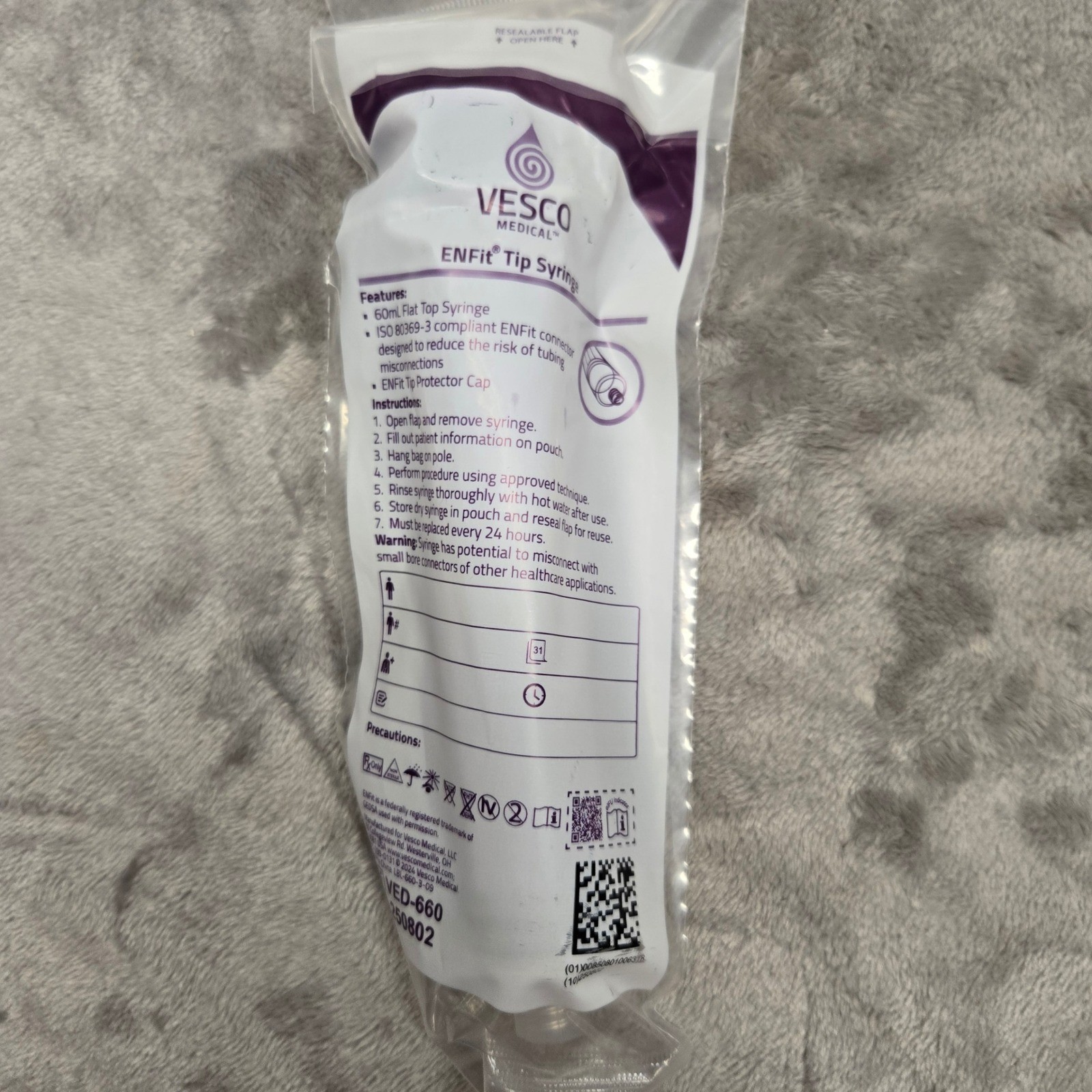 Vesco Medical ENFit Tip Syringe 60mL Flat Top Enteral Feeding VED-660 Purple