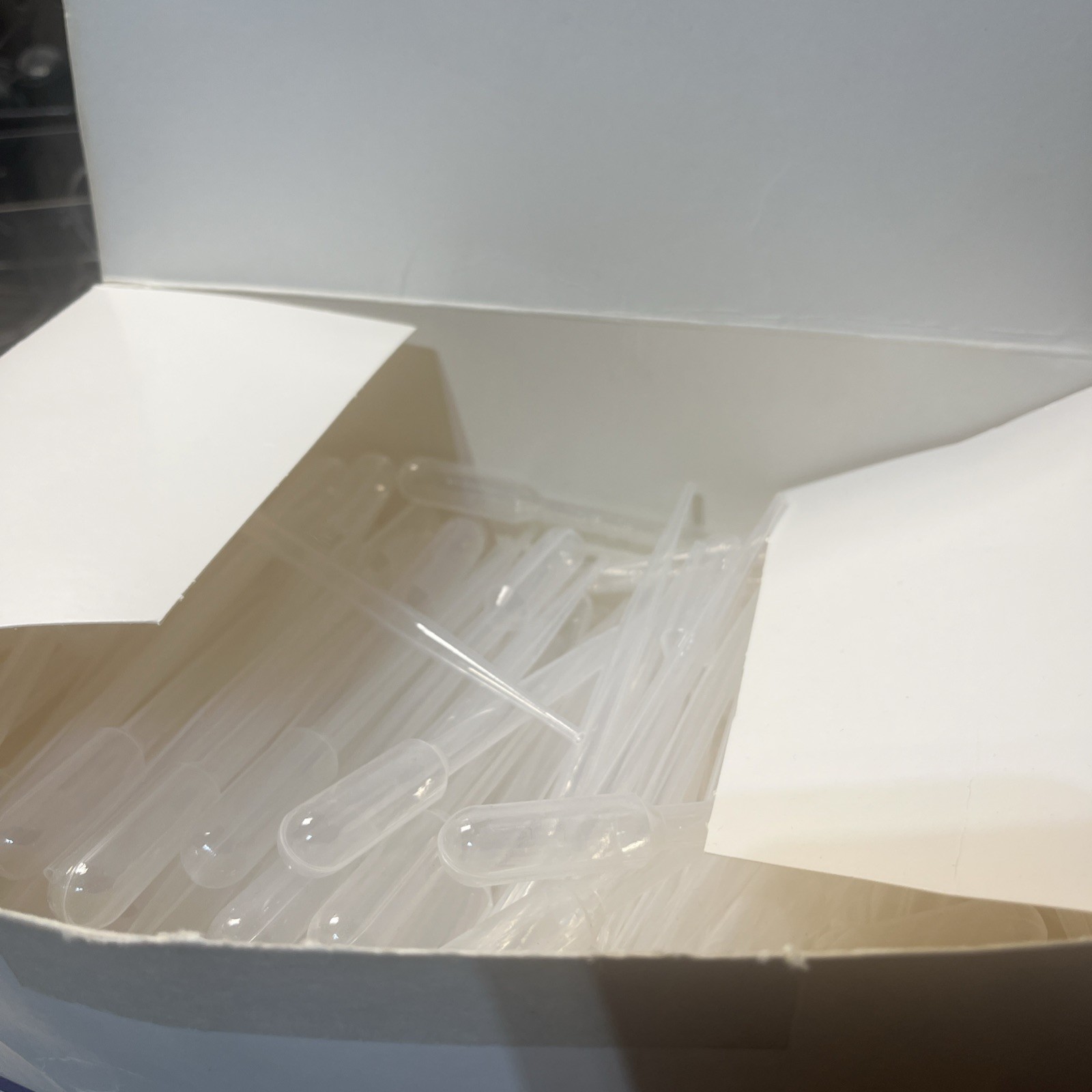 FISHER SCIENTIFIC FISHERBRAND 13-711-7 TRANSFER PIPETS. Open Box