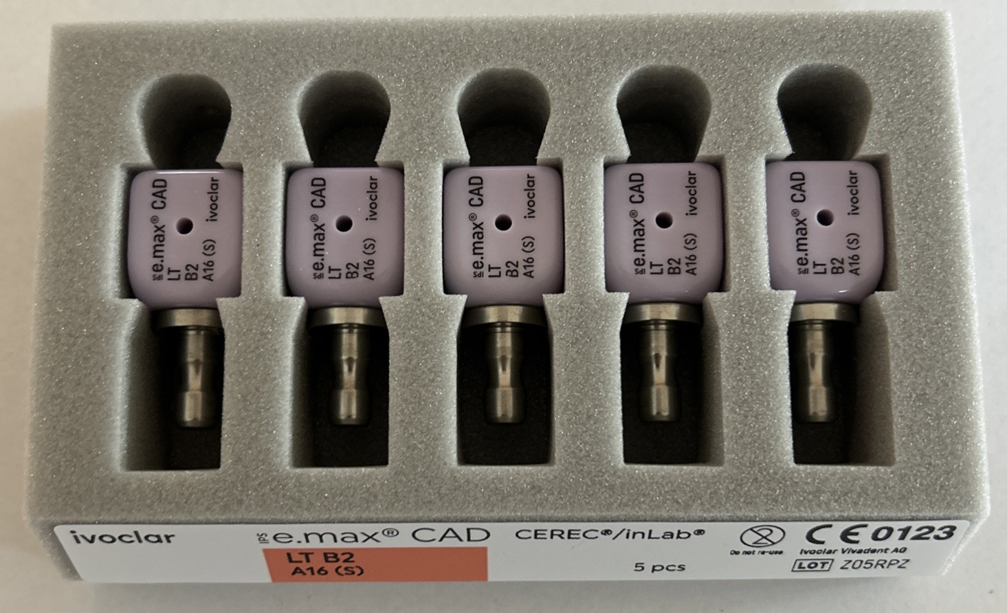 Ivoclar IPS E.max CAD LT Abutment Blocks. Shade B2. Sz A16(S). 5pk