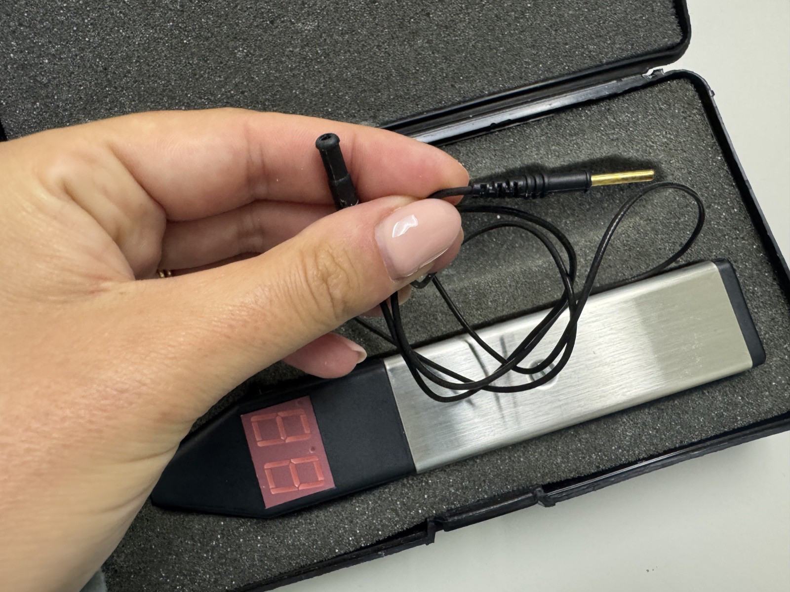 Parkell Digitest D626D Digital Pulp Vitality Tester Dental Endodontic w/ Case