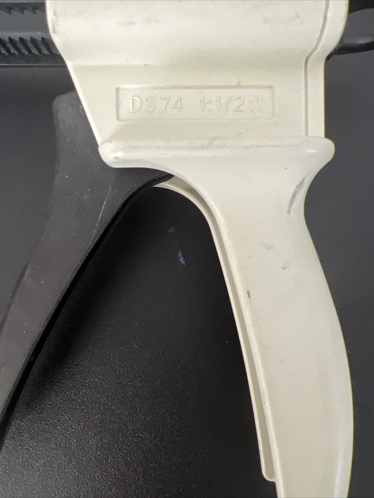Coltene DS74 Dental Extruder Gun 1:1/2:1