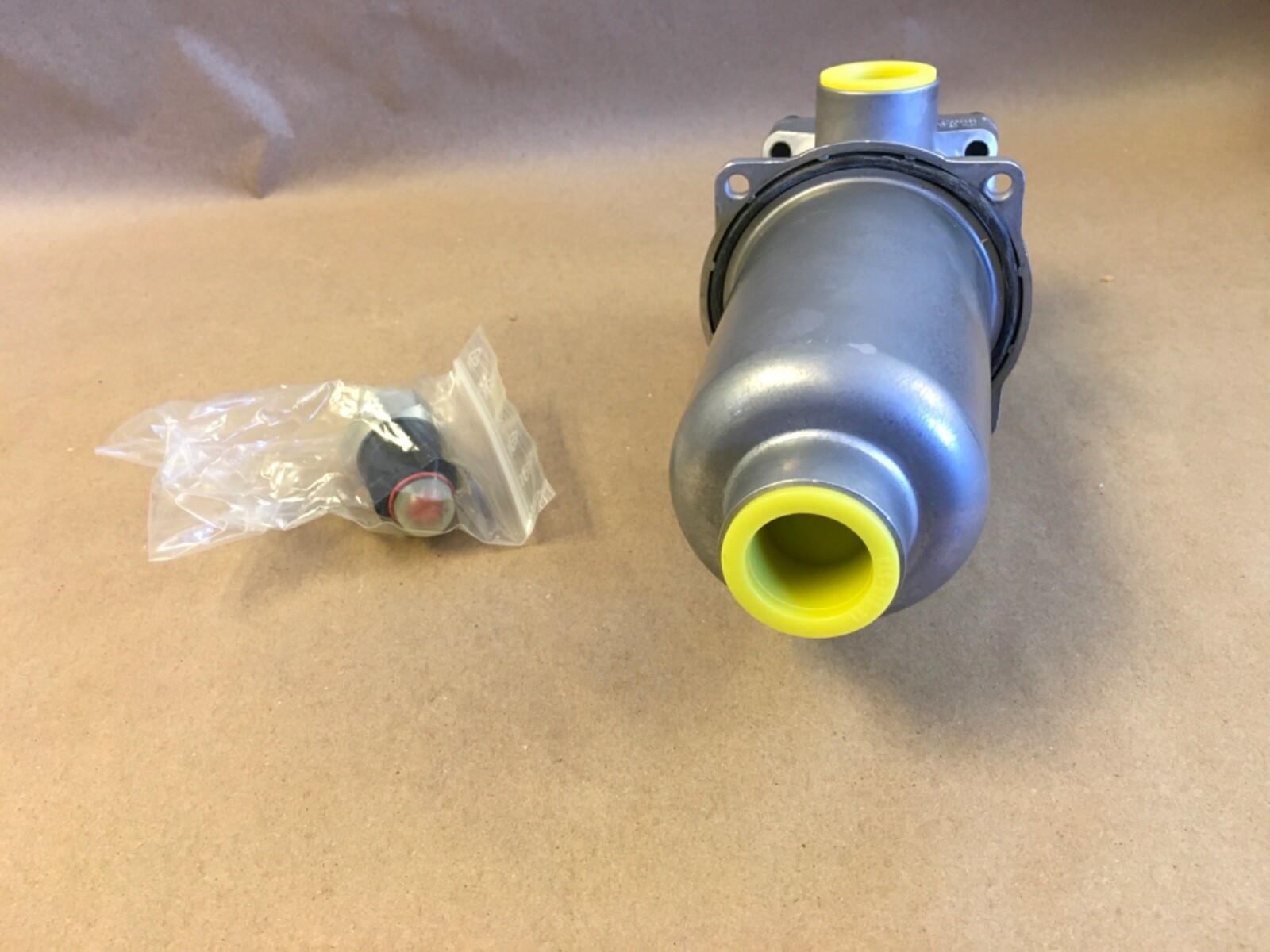 Hydac RFBN/HC110DC10B1.1/12 Filter Housing Assembly (KB)