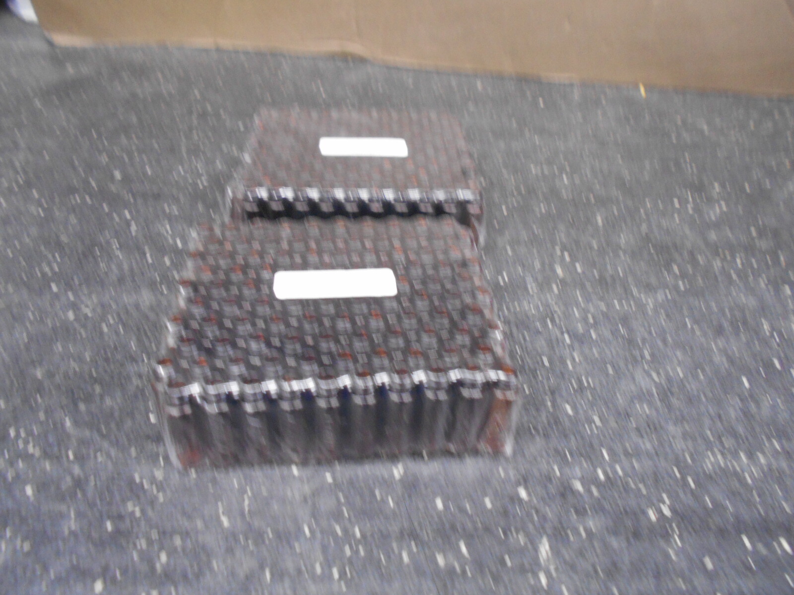 LOT OF 2 50026641 10ml SAMPLE AMBER VIALS 100/PACK
