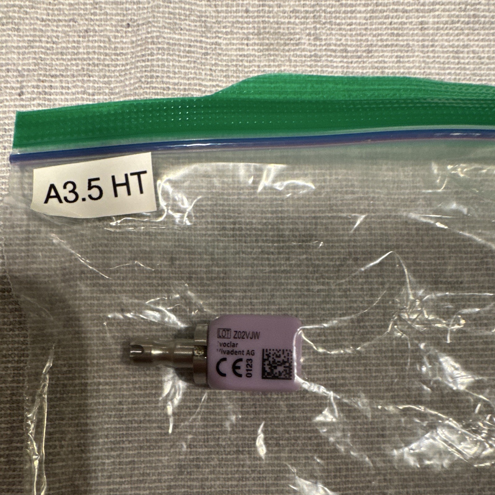 Ips Emax Cad Cerec In Lab HT A1-3 / C14. Check description for quantities