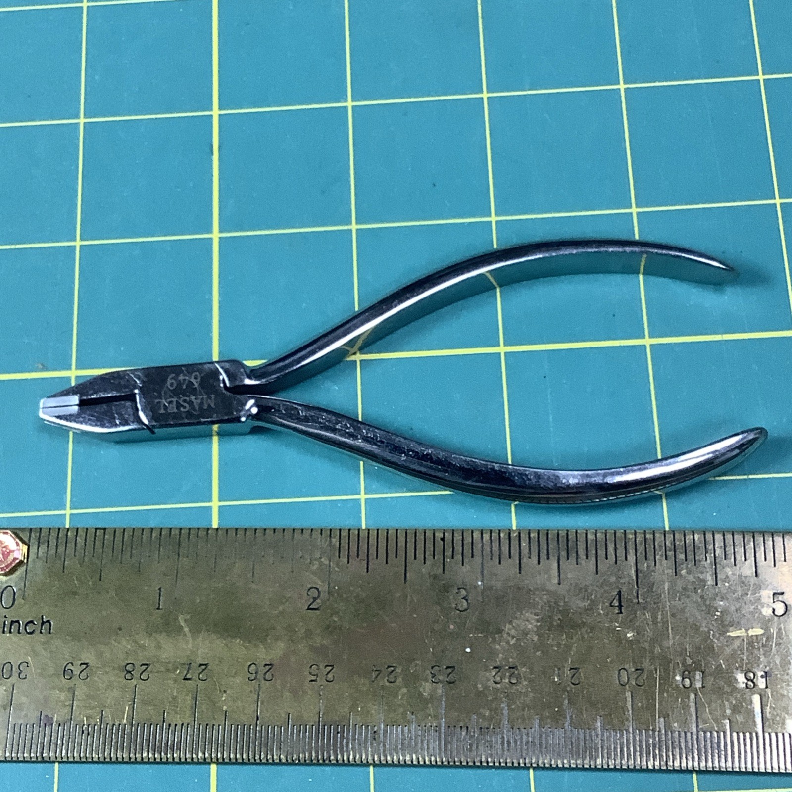 Masel 649 Extraoral “V” Notch Stop Plier For NiTi Wires Dental Pliers