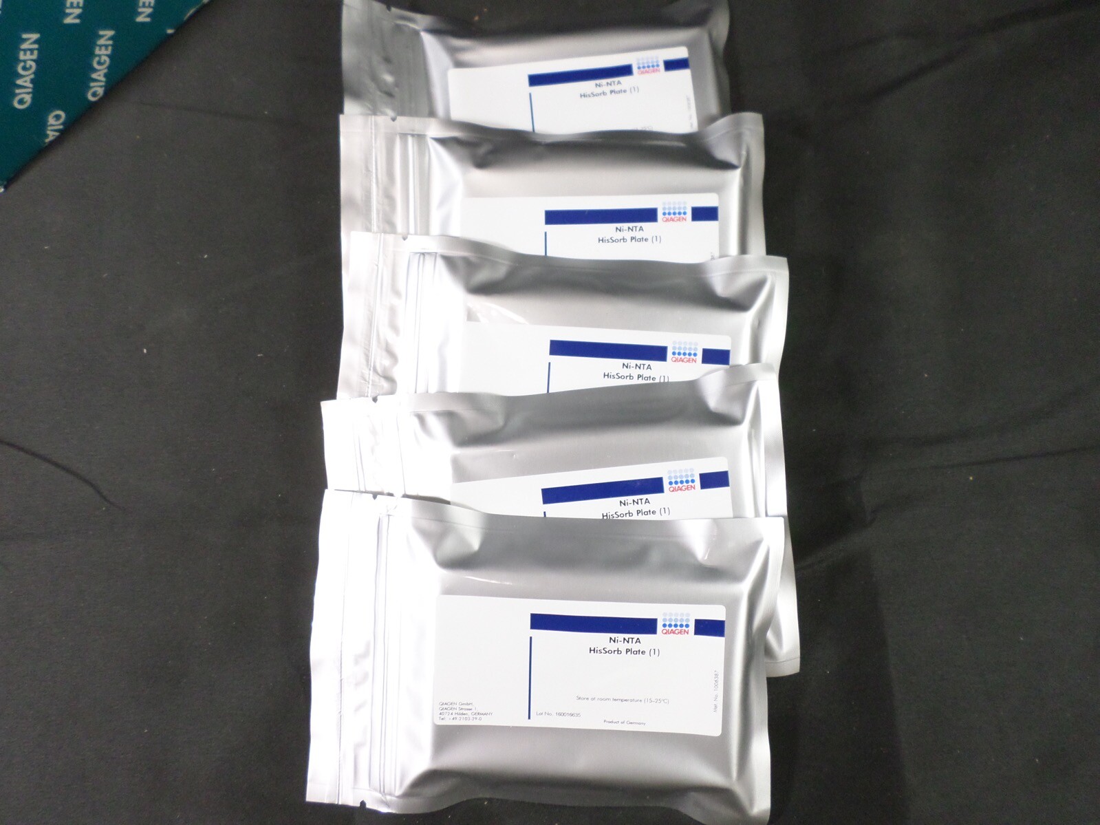 QIAGEN Ni-NTA Coated Transparent 96-Well HisSorb Plates 35061 (5/Box)