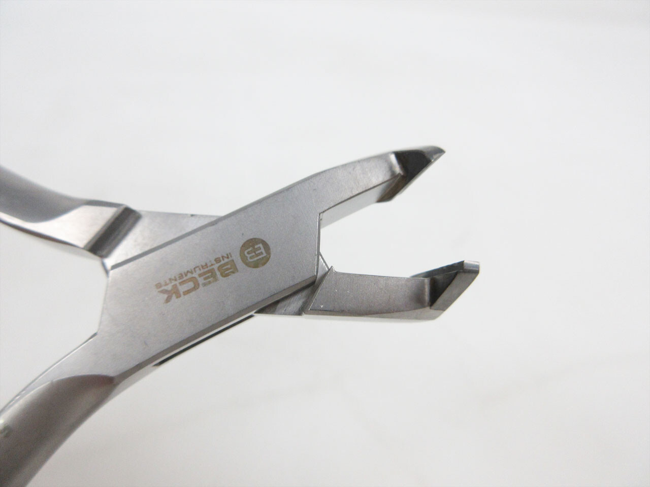 BECK 540-135 DISTAL END CUTTER – TC CUT ARCHWIRES ORTHODONTIC DENTAL