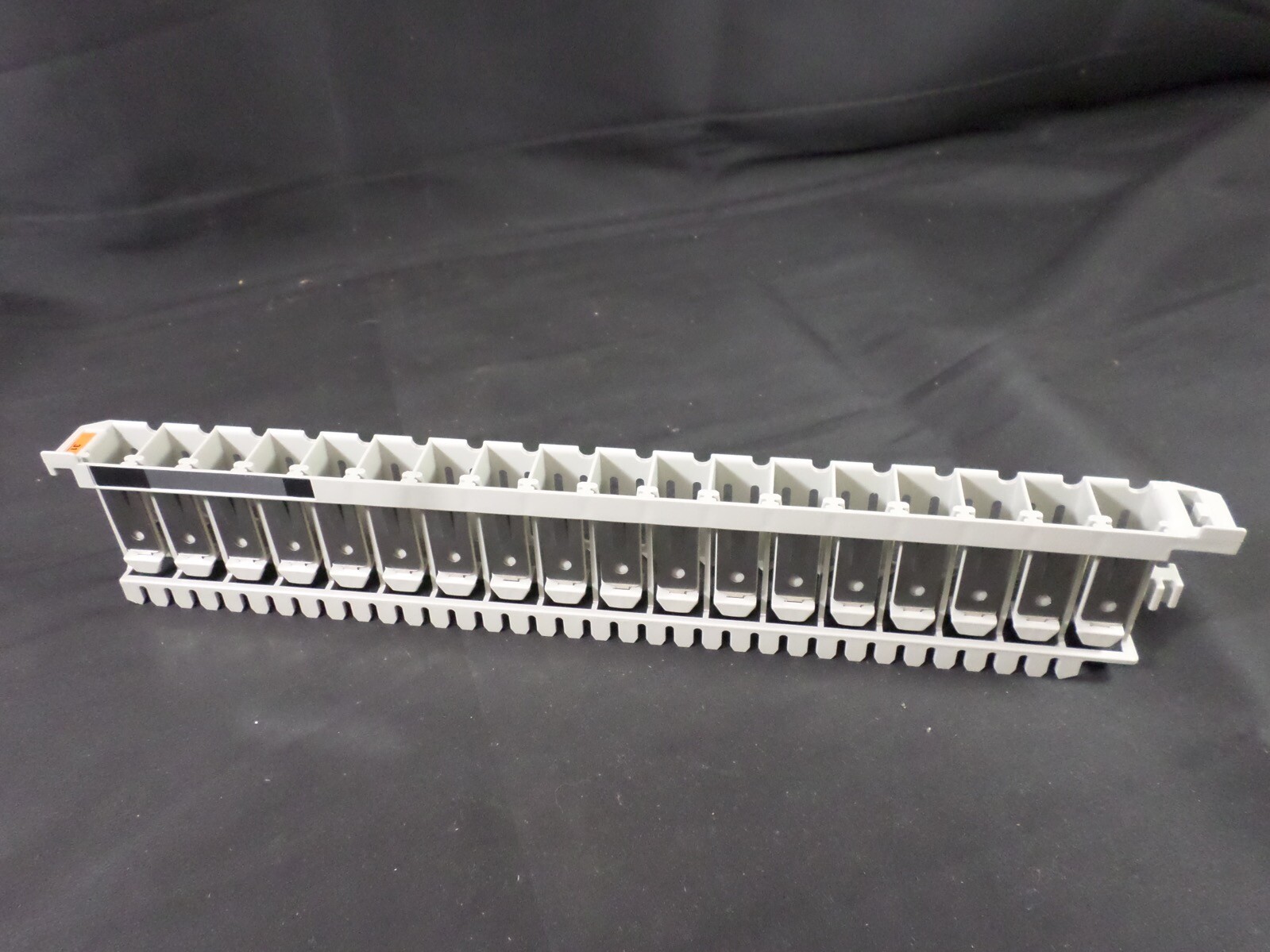 PERKIN ELMER Varisette Tri-Carb Small Vial Cassettes 6/7/8mL Vials 7000669 10/cs