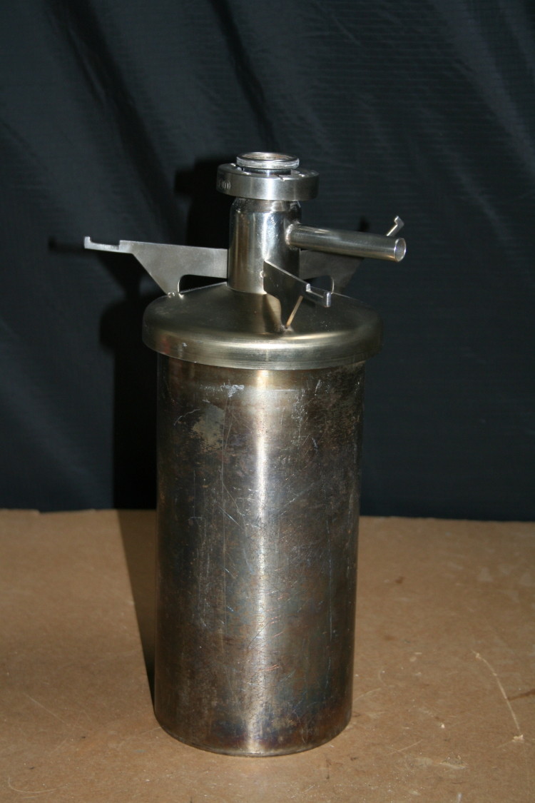 Molecular sieve sorption pump, 2 1/8 in CF, conflat, Ultek